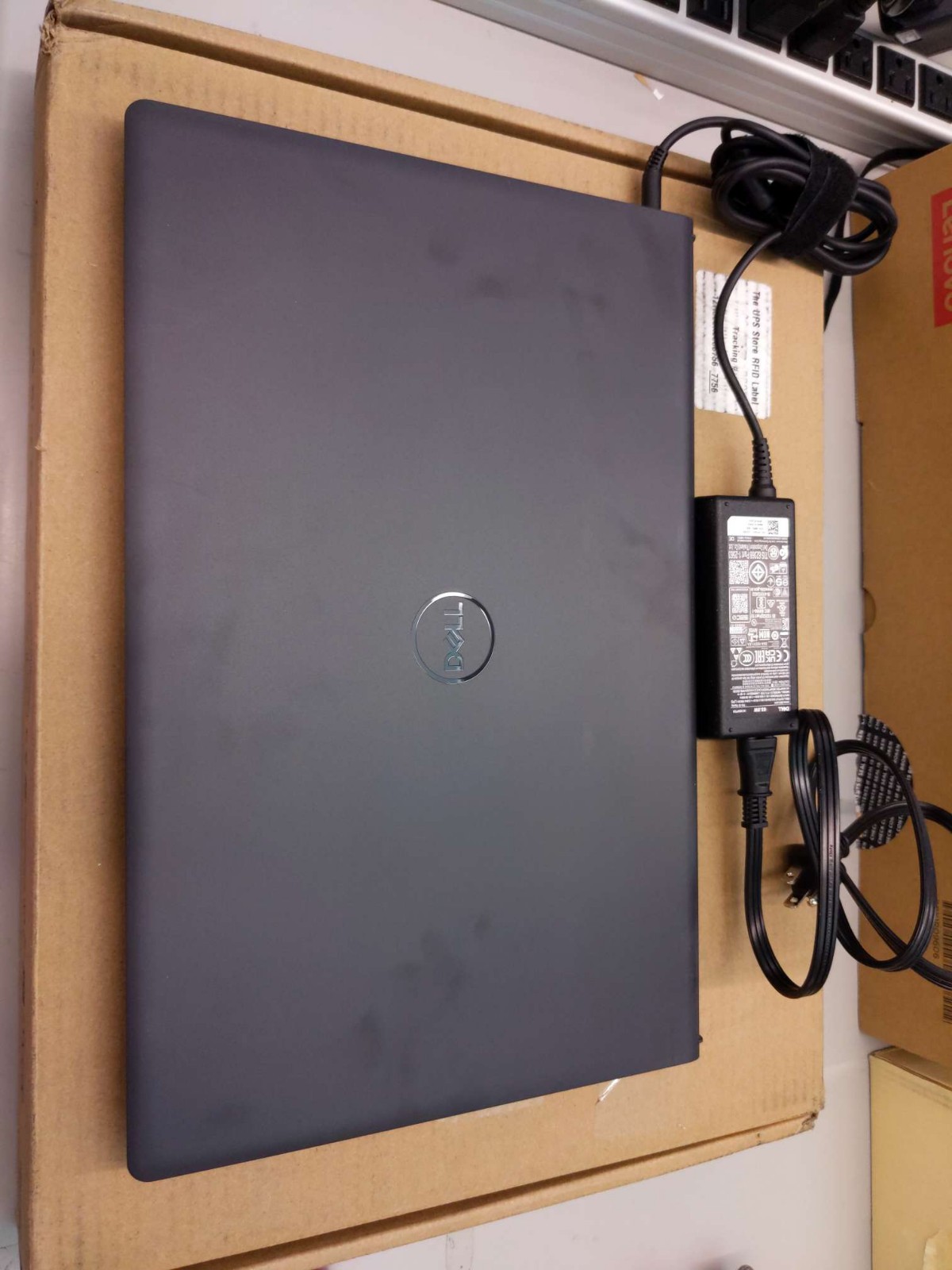 DELL DC15250 15.6″FHD Touch Intel i7-1355U 16GB 1TBSSD Intel UHD Graphics Win 11