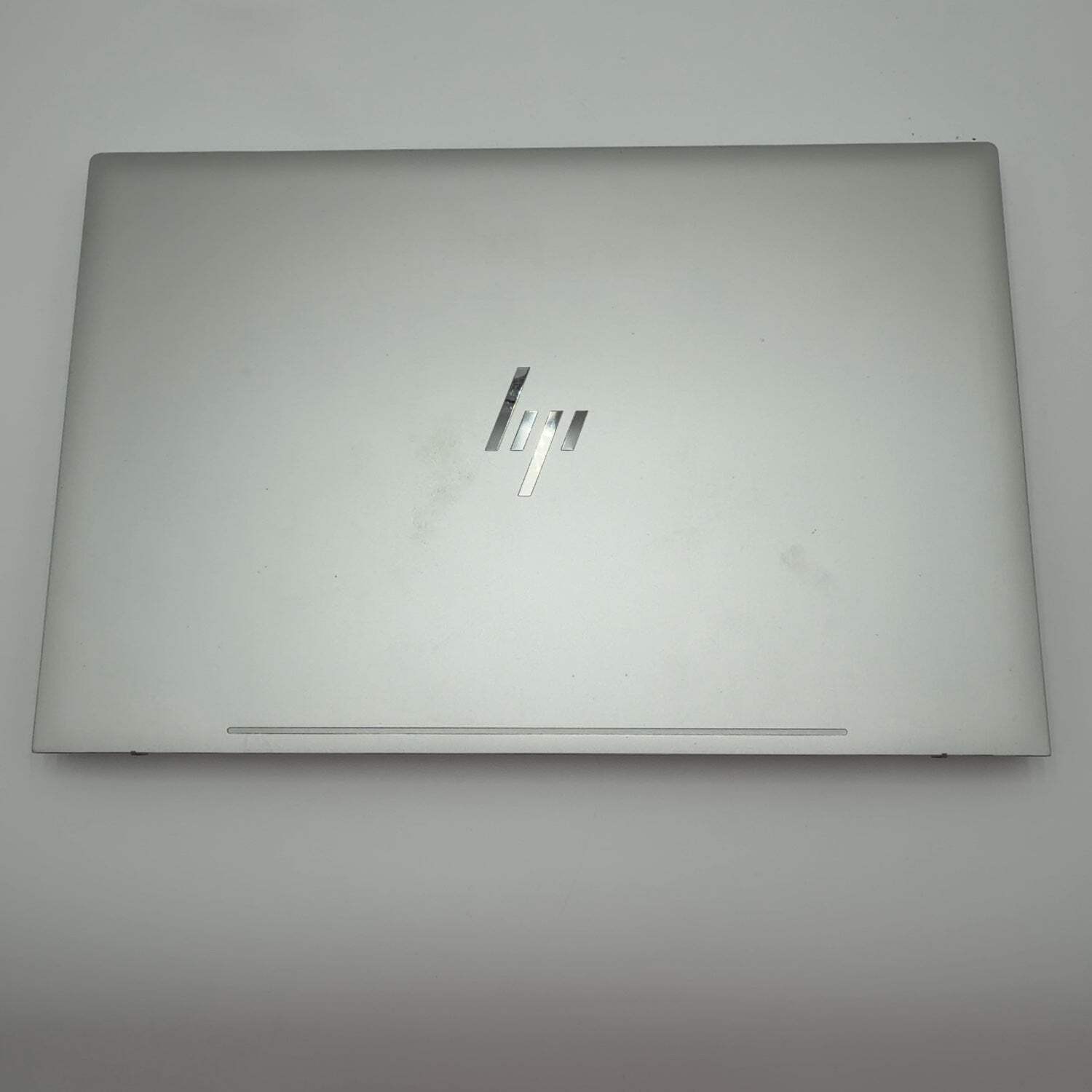 HP Envy 17-CE1003CA 17″ i7-10510U 16GB RAM 256GB SSD 1TB HDD GeForce MX250