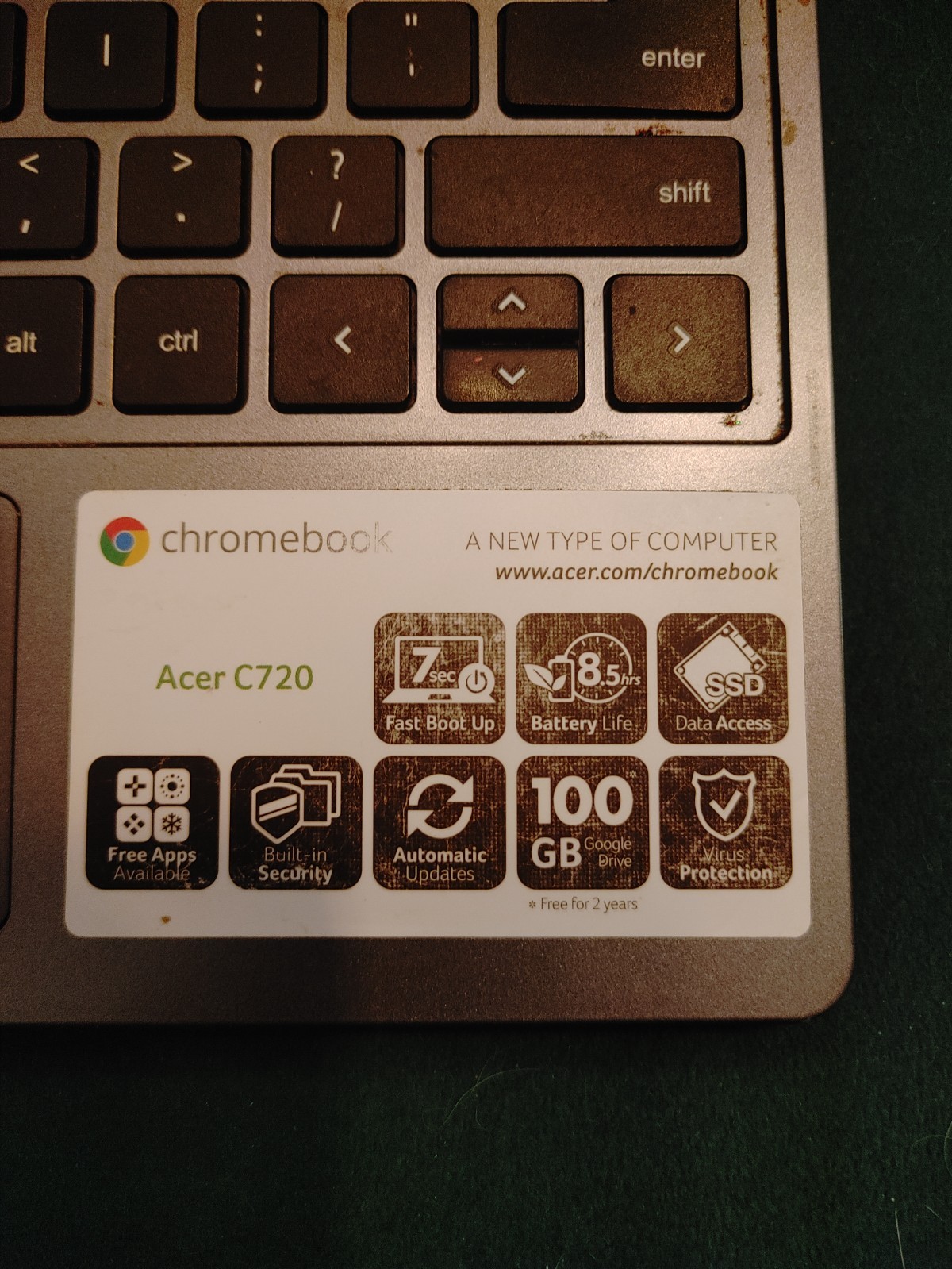 Acer C720-2844 11.6 inches Intel Celeron 4GB RAM 16GB SSD Chromebook