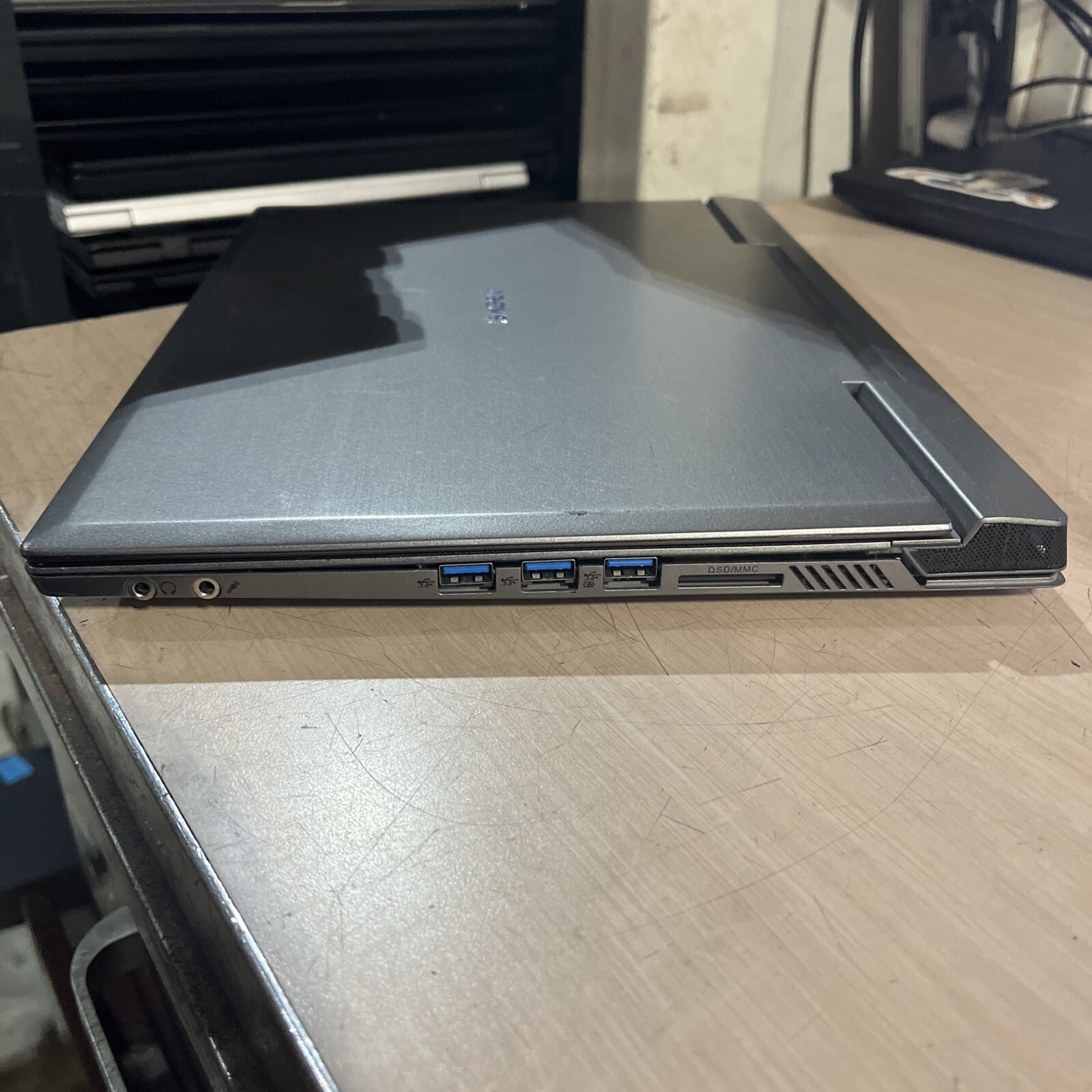 NOTEBOOK COMPUTER W740SU INTEL CORE I7 4GB RAM NO HD