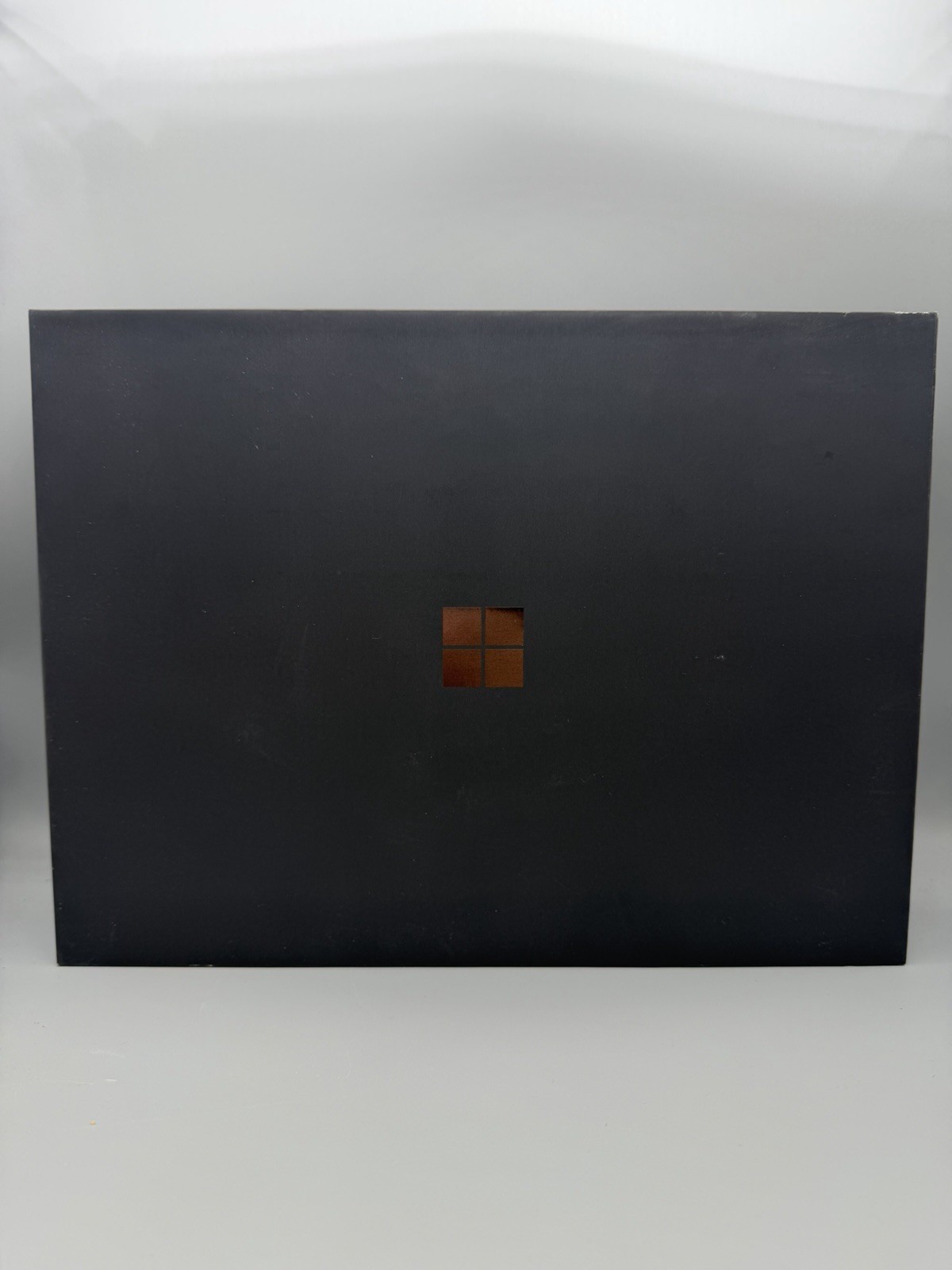 Microsoft Surface Laptop 7th 13.8″ Snapdragon X Elite 16GB Ram 1TB SSD Black