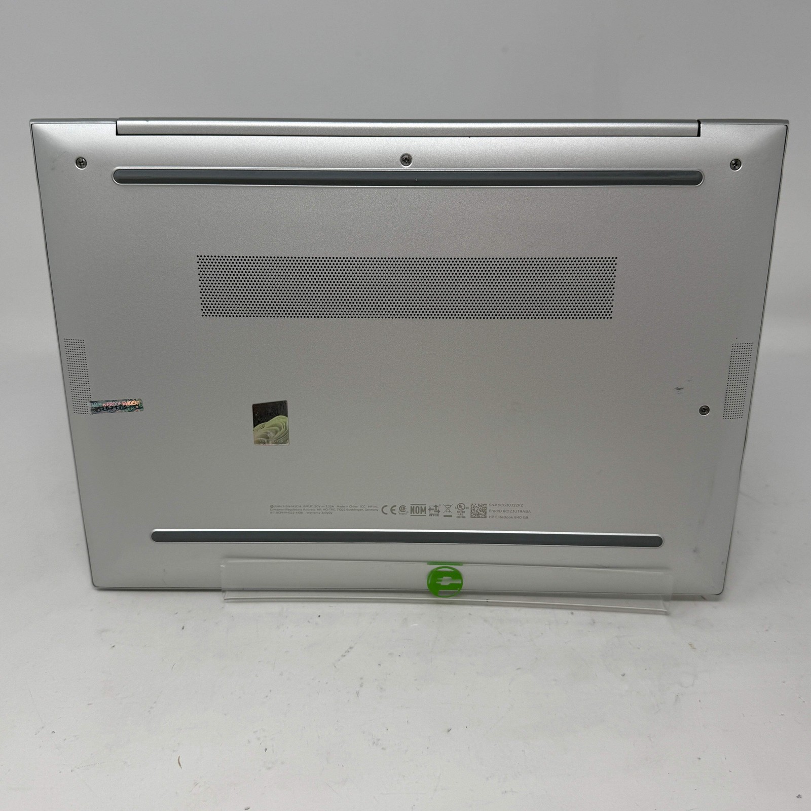 HP EliteBook 840 G9 14″ i7-1255U 1.7GHz 16GB RAM 512GB SSD