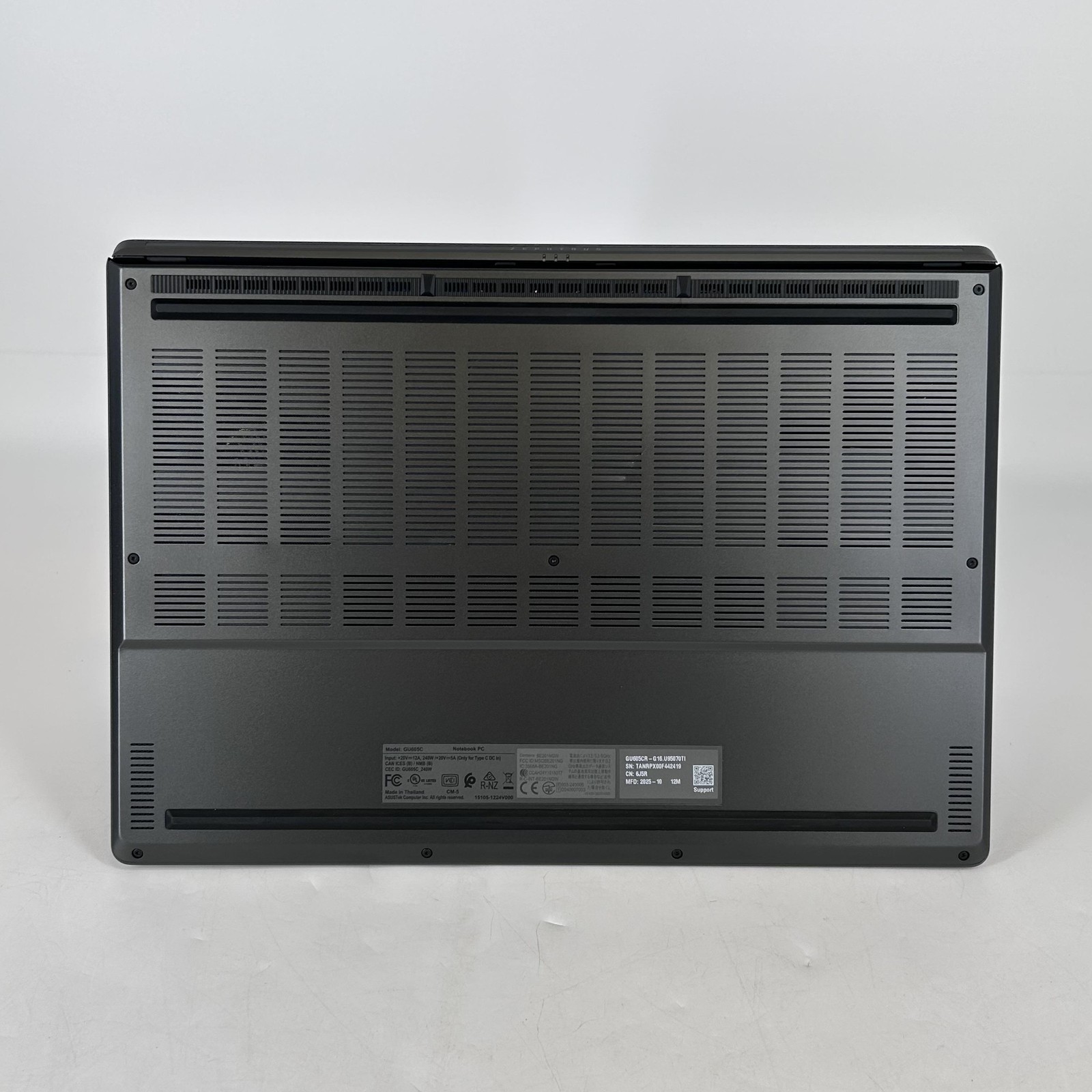 Asus ROG Zephyrus G16 GU605 16 QHD+ 2.9GHz Ultra 9 285H 32GB 1TB RTX 5070 Ti