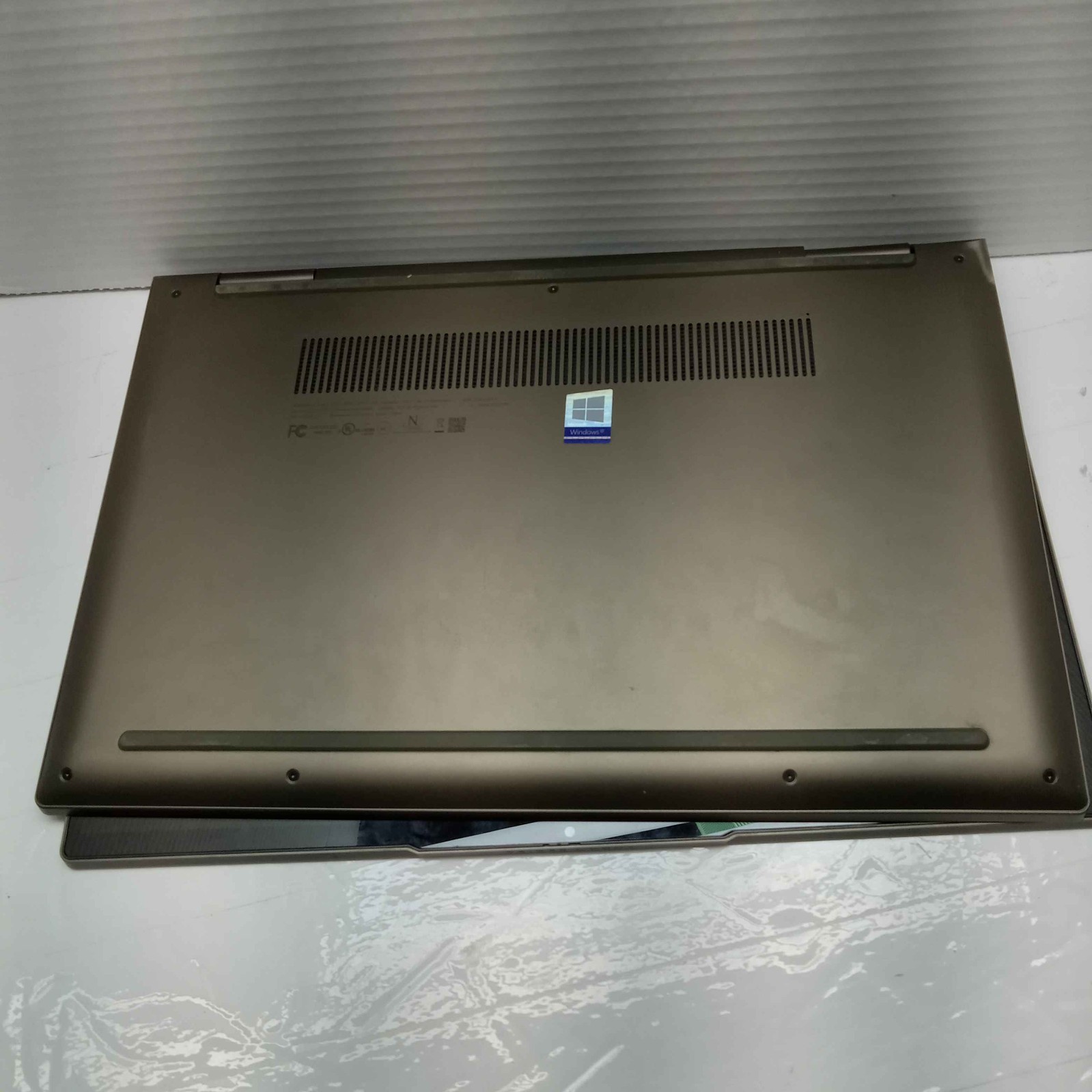 Lenovo Yoga 7 14ITL5 Windows 11 Laptop i5-1135G7 12GB RAM 512GB SSD BROKEN READ^