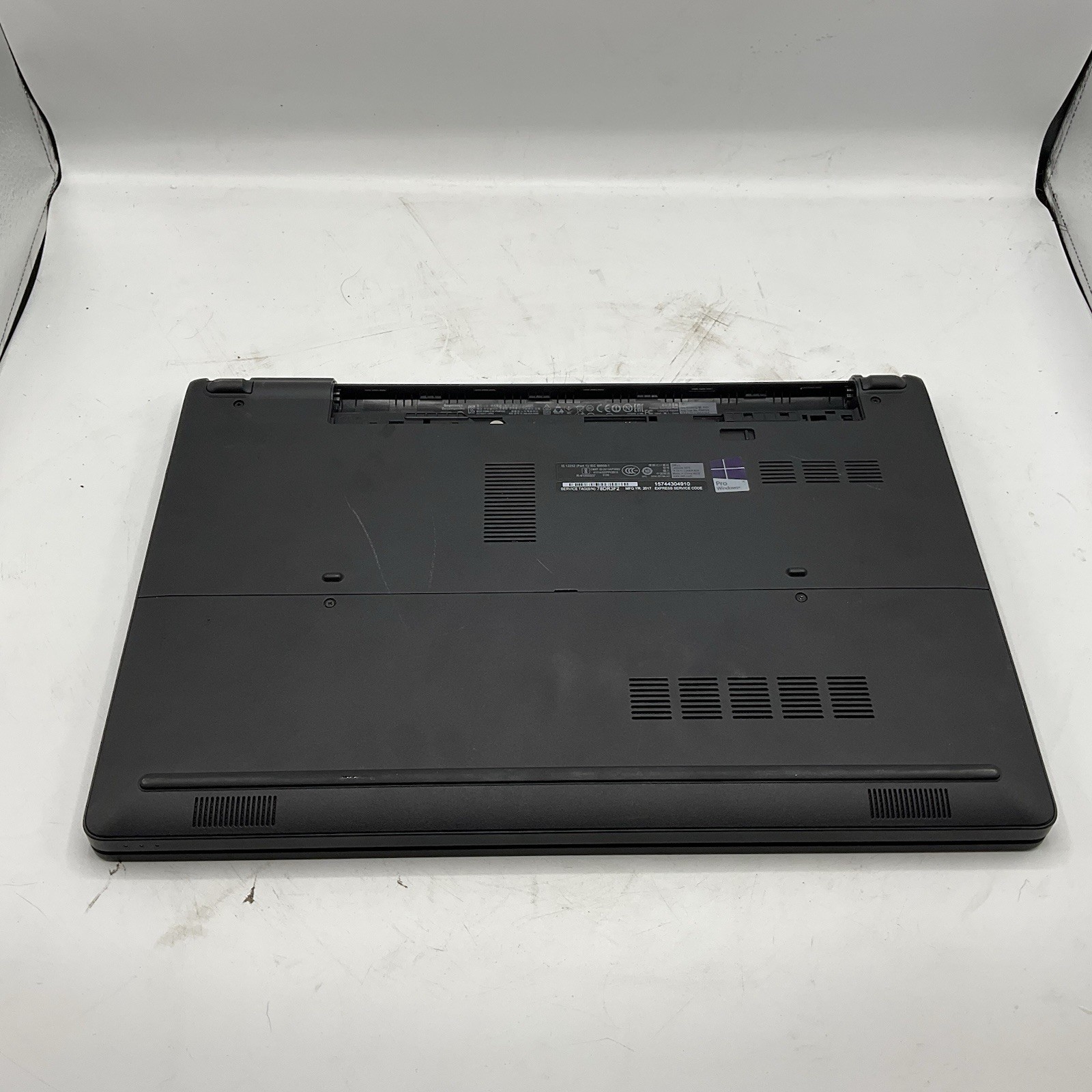 DELL LATITUDE 3570 INTEL CORE I5-6200U 2.30GHZ 4GB RAM 120GB HDD Windows 10 Pro