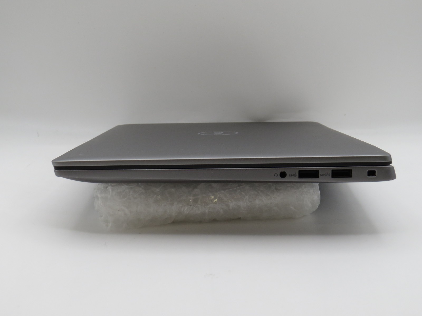 Dell Latitude 7450 | Ultra 7 165U@1.7GHz | 32GB DDR5 | 256GB m2 | No OS/Battery