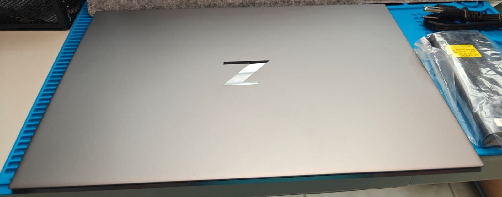 HP ZBOOK STUDIO 15.6 G8 MOBILE i9-11950H 2.60ghz 8 c-16 t NVIDIA RTX-A2000 4GB