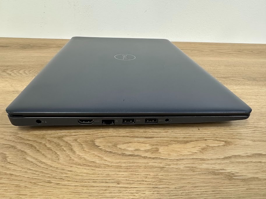Dell Inspiron 5570, Core i5 8250U, 16GB DDR4, Intel UHD 620, 512GB SSD, 2017