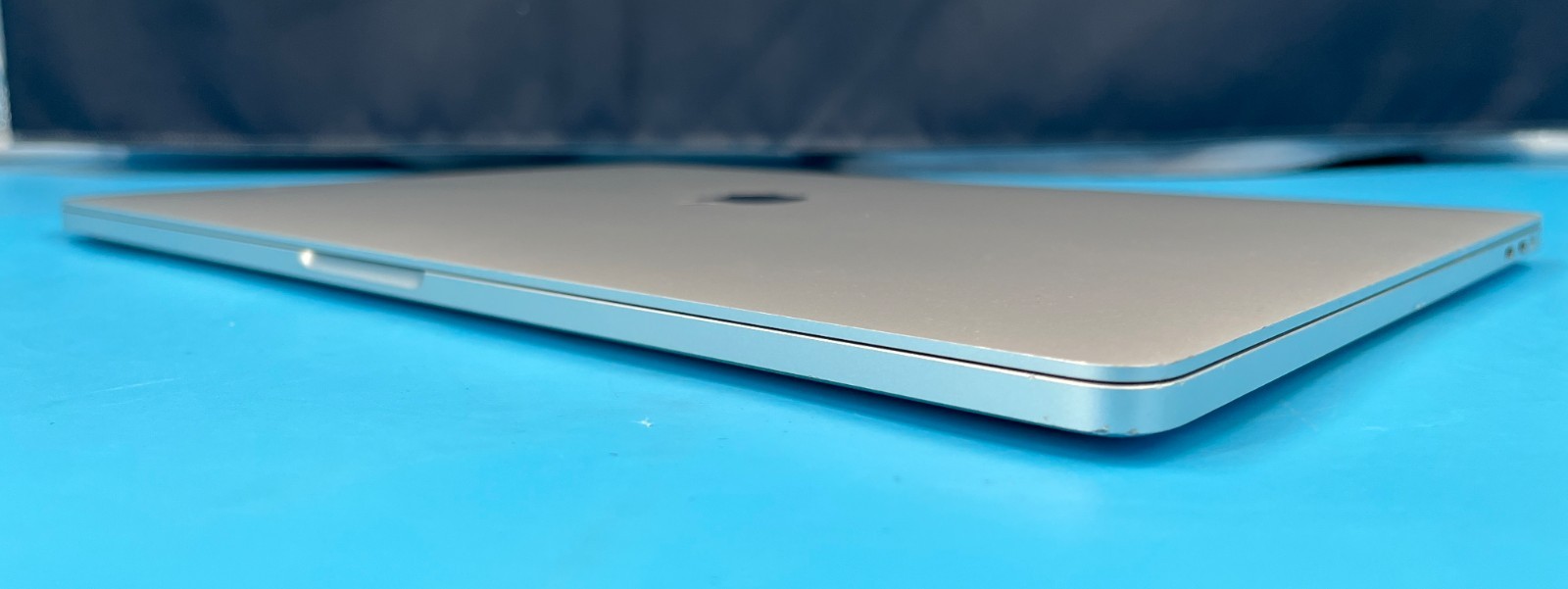 Apple MacBook Pro A2141 16,1 (2019) 16″ 2.40GHz i9-9980HK 32GB 1TB NVME NO OS/AC