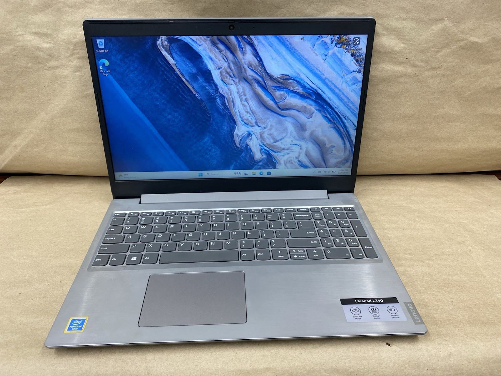 Lenovo 81LG – 15.5″ 1366×768 – 5405U – 12GB – 256GB SSD – Win 11 Pro