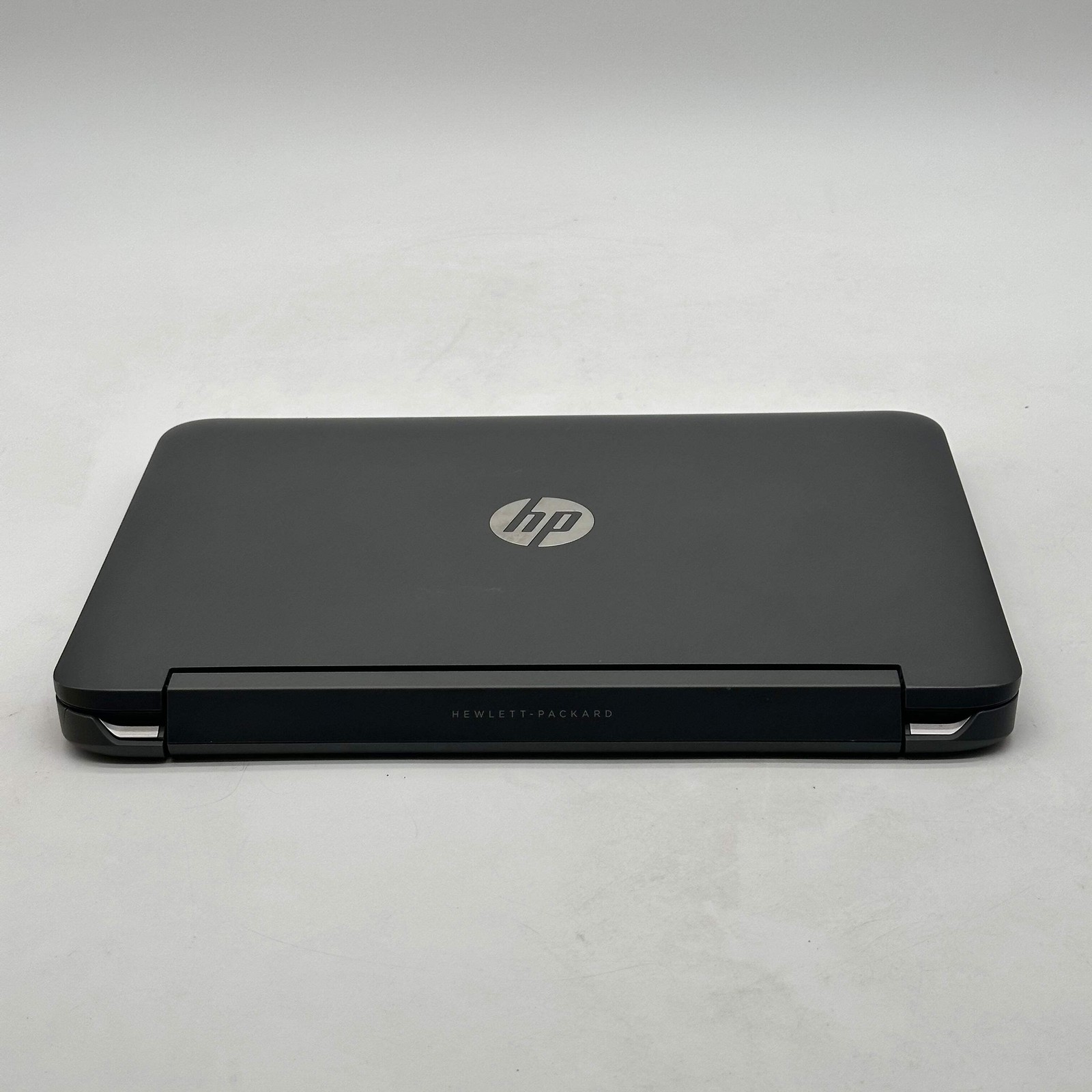 HP 11-n010dx Laptop for Parts