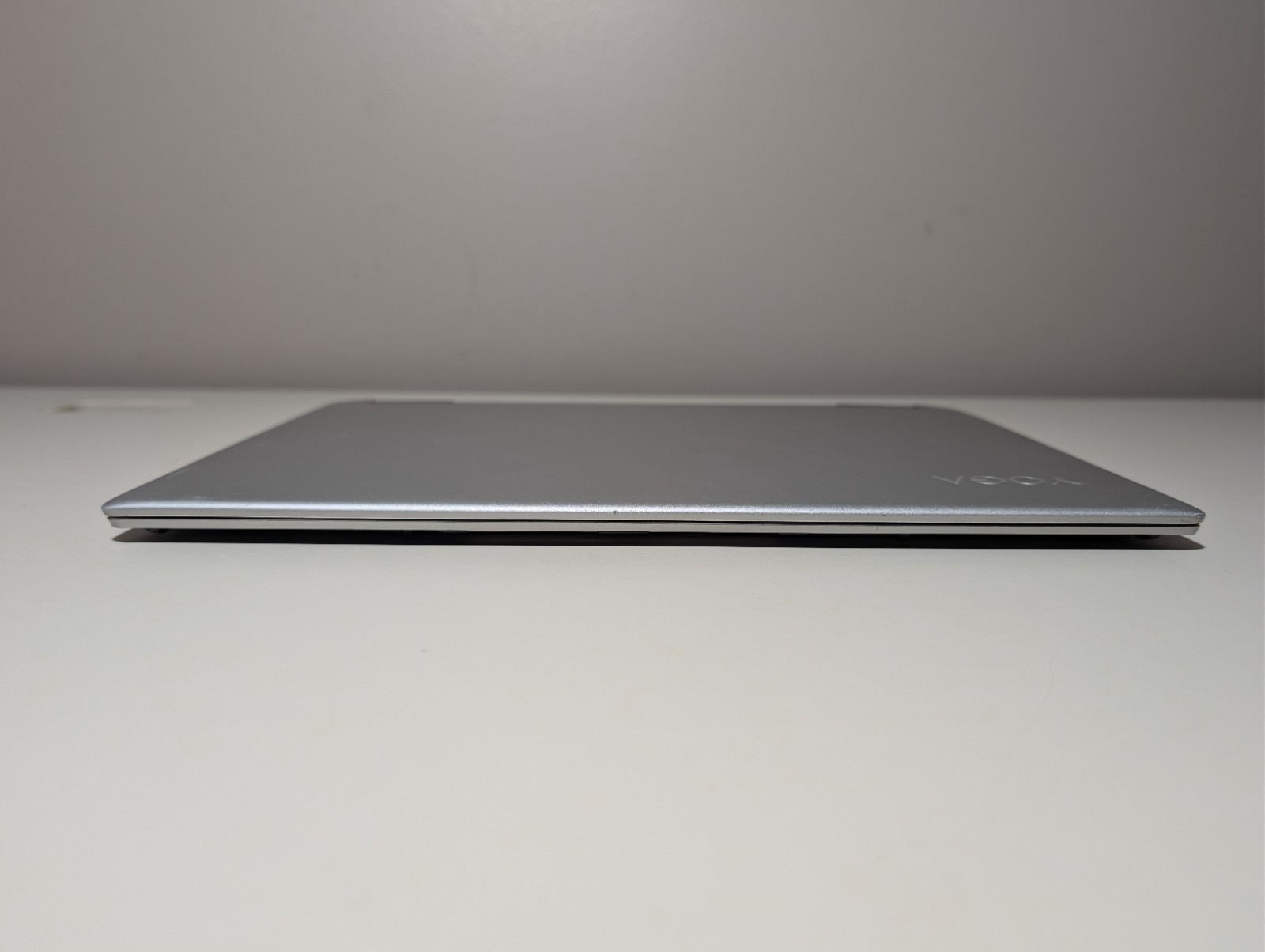 LENOVO YOGA 720-13IKB 2-in-1 Touchscreen | i5-8250U 8GB RAM | FHD Backlit FPS
