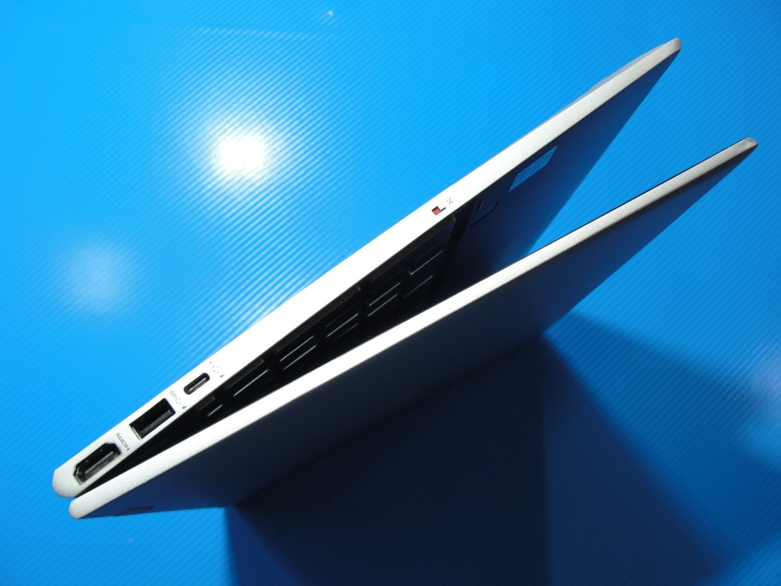 HP Envy x360 15t-DR100 15.6”FHD TOUCH Intel Core i7-10510U 1.8GHz 8GB RAM 256GB