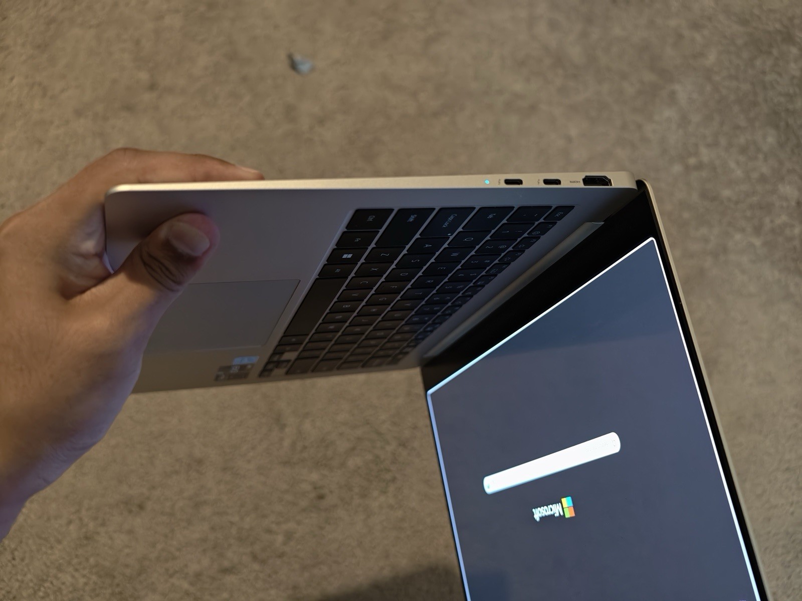 14 inch Samsung Galaxy Book3 Pro, 512gb sand 16gb of ram. [read discription]
