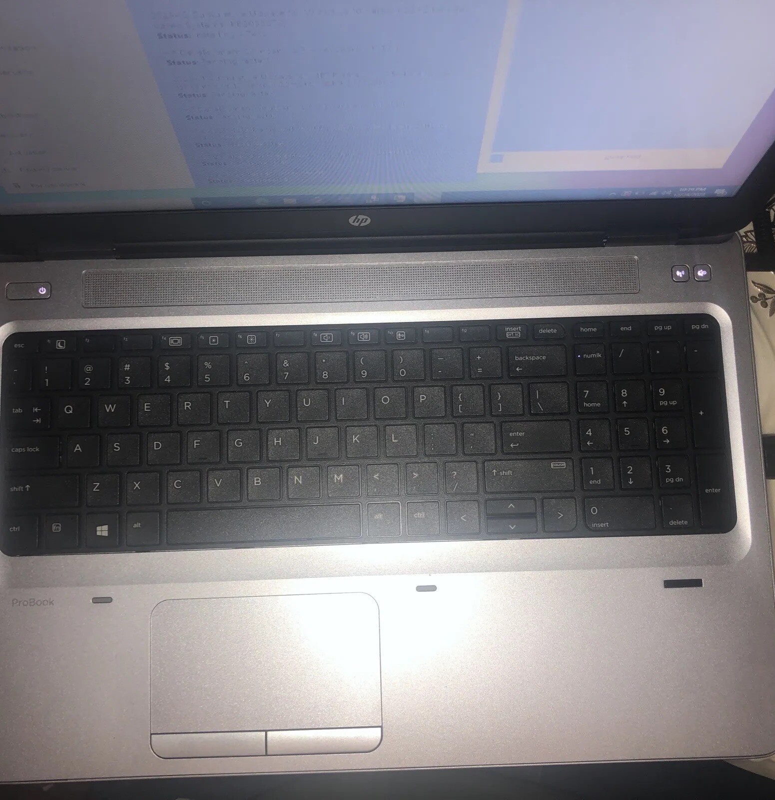 HP PROBOOK 655 G3 AMD PRO A8-9600B R5 2.4GHz 32GB RAM W/Charger. Open 4Any Offer
