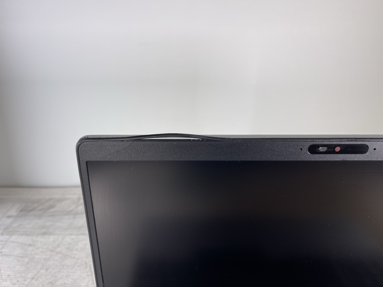 DELL LATITUDE 5510 i7-10610U @ 1.80GHz, 12GB RAM, NO HDD/OS