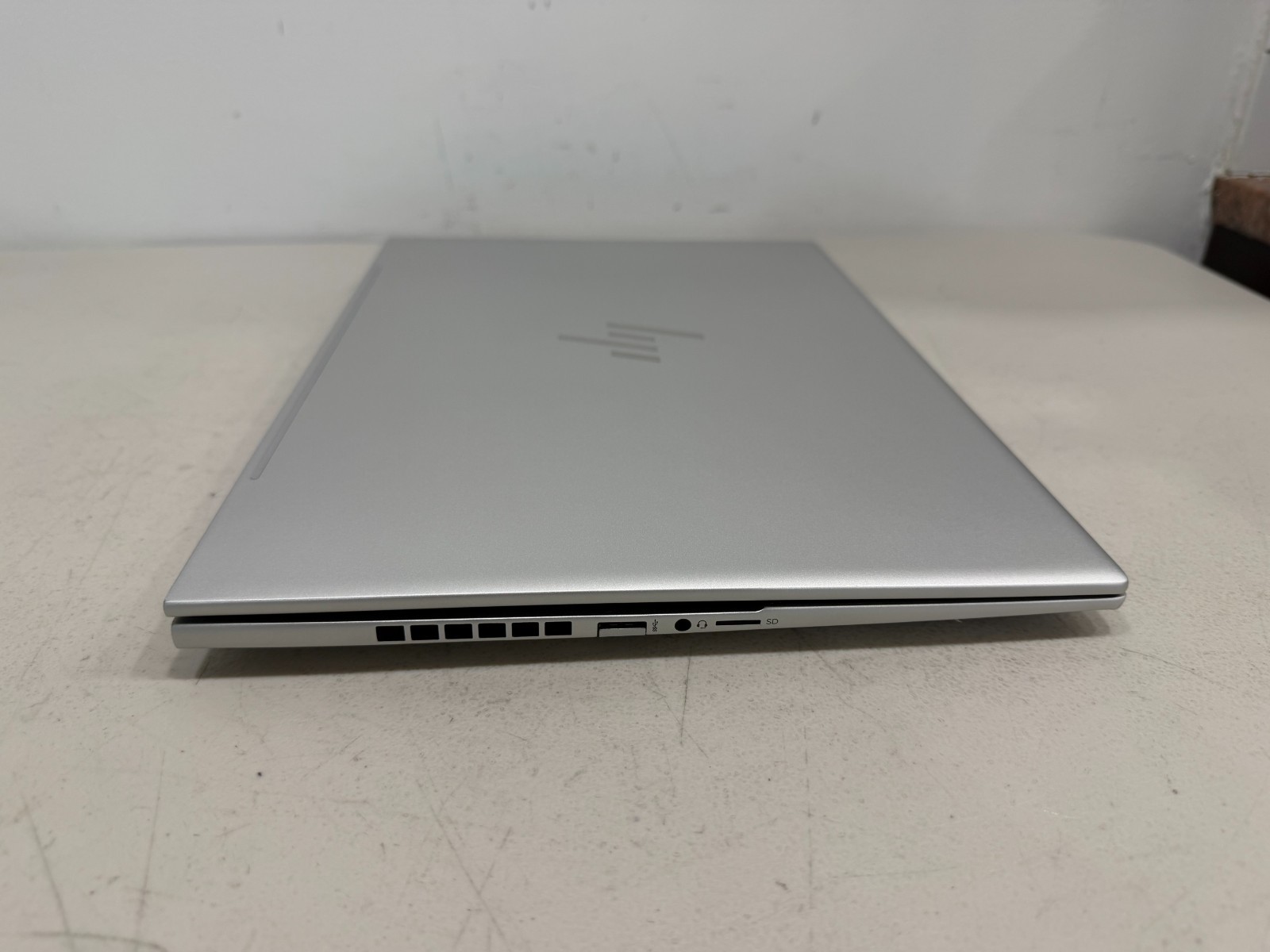 HP Envy 16 OLED Touch i9-13900H RTX 4060 32GB 1TB SSD 120Hz 16″ Win 11
