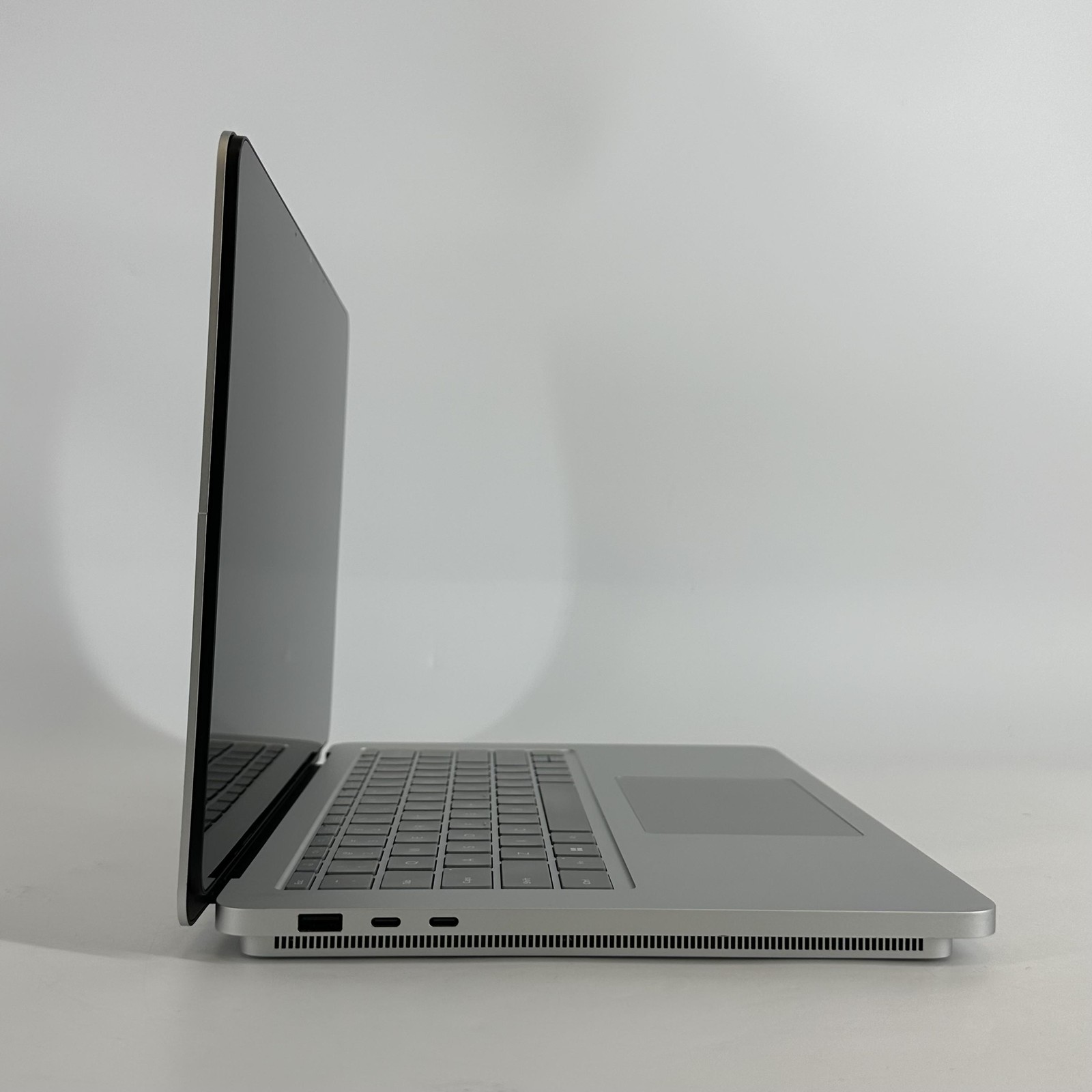 Microsoft Surface Laptop Studio 2 14.4 2K TOUCH i7-13800H 32GB 1TB SSD RTX 4050