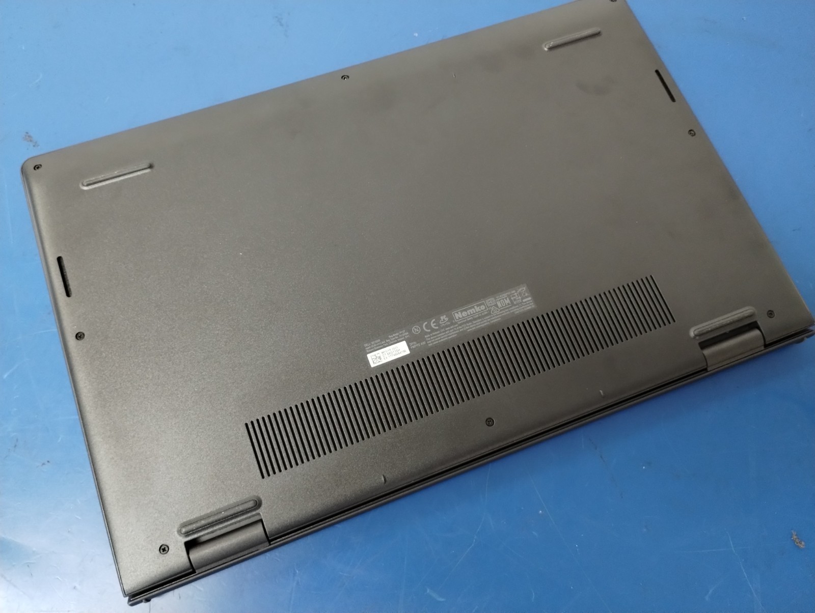 DELL 15 DC15255 G8MK9, AMD Ryzen 7 7730U, 2.00 GHz, 16 GB RAM 512 GB NVMe SSD