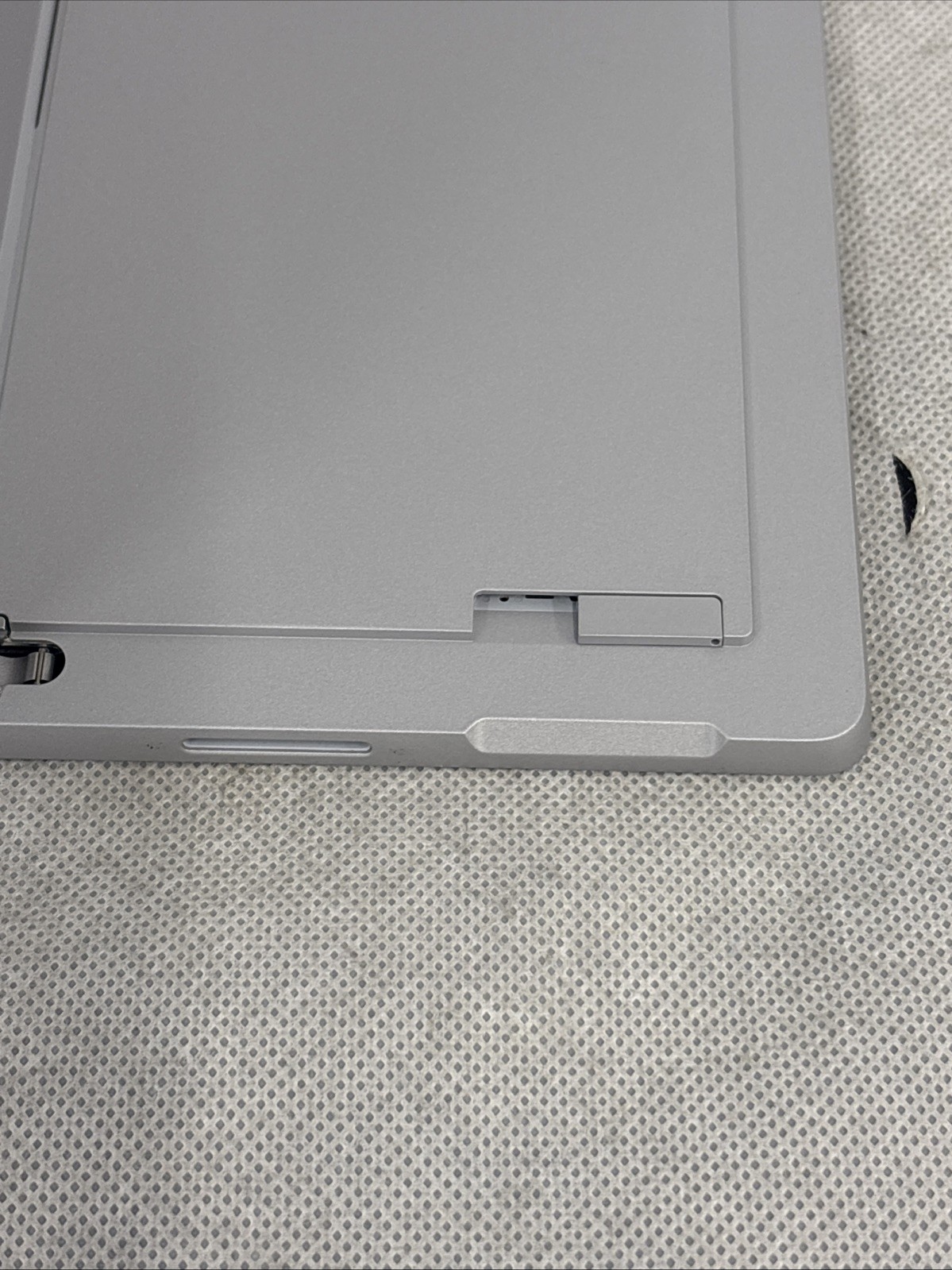 Microsoft Surface Pro 5 (1807, 128GB, Intel i5 7th, 4GB) Cellular – Platinum