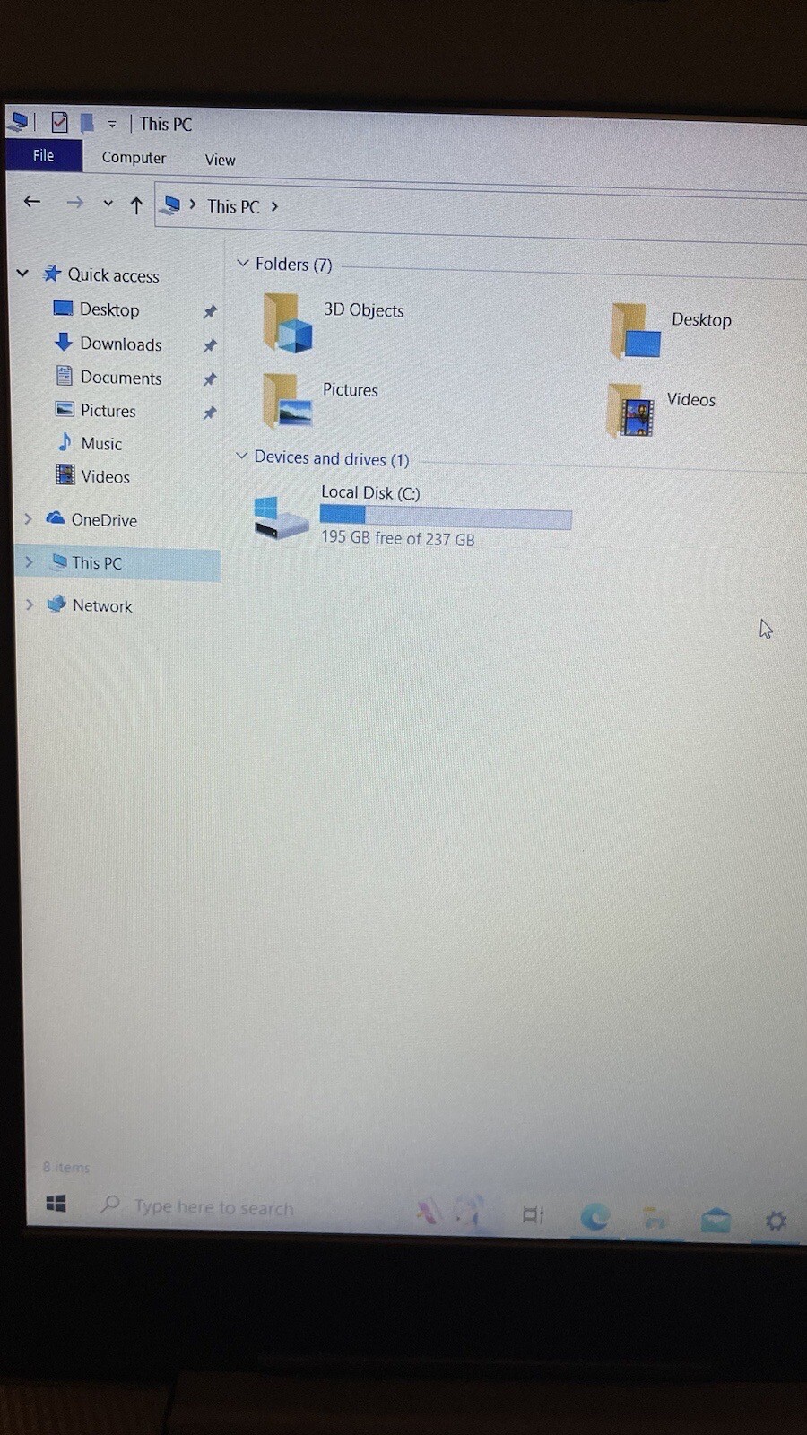 15.6″ Dell 3593 10th Gen Intel Core i5-1035G1 16GB RAM 256GB SSD Win 10