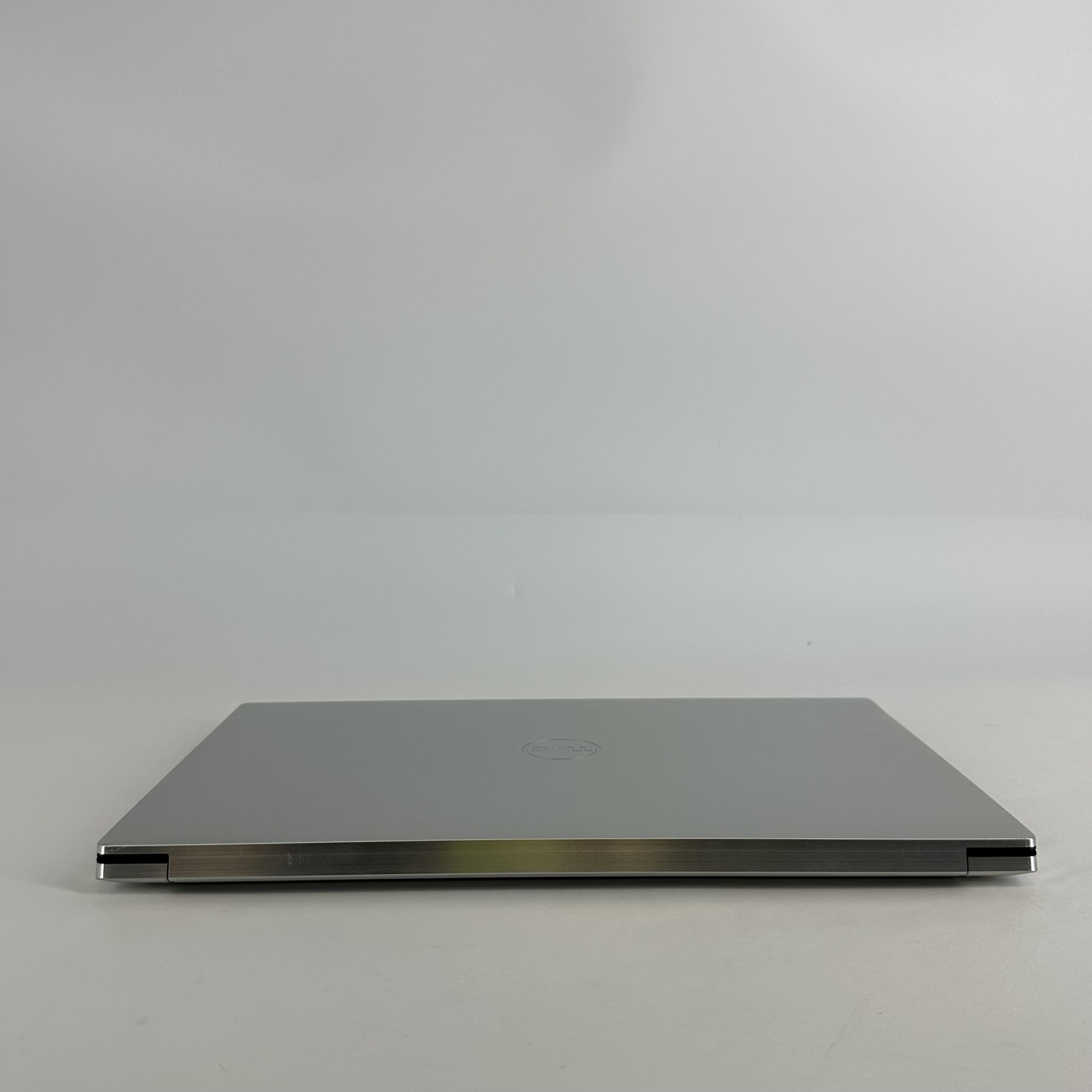 Dell XPS 15 9520 FHD+ 2.3 GHz i7-12700H 16GB 512GB SSD NVIDIA RTX 3050 Good