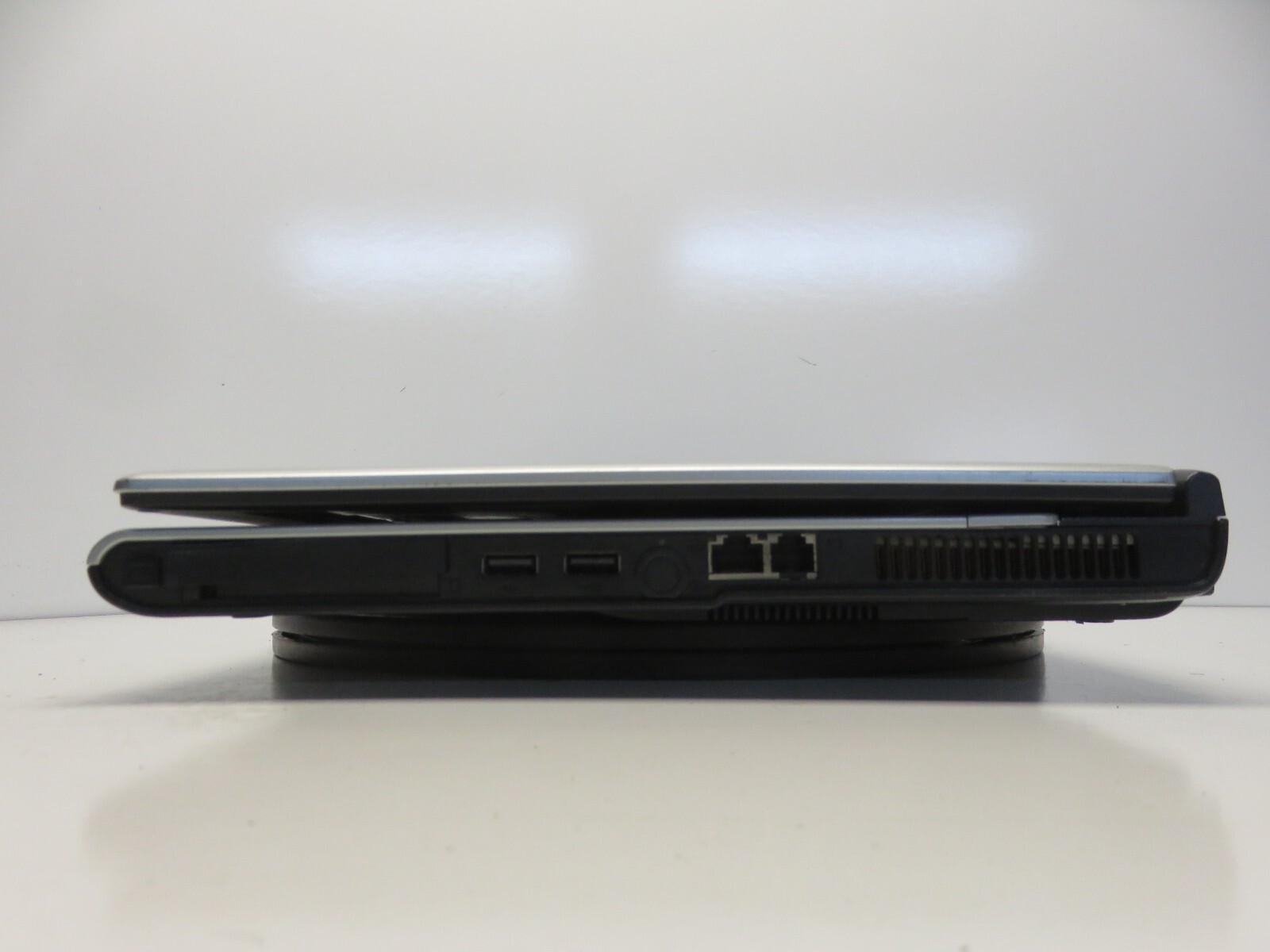 Acer Aspire 5000 AMD Turion 64 ML-30 1600MHz 512 MB NO HDD No Batt