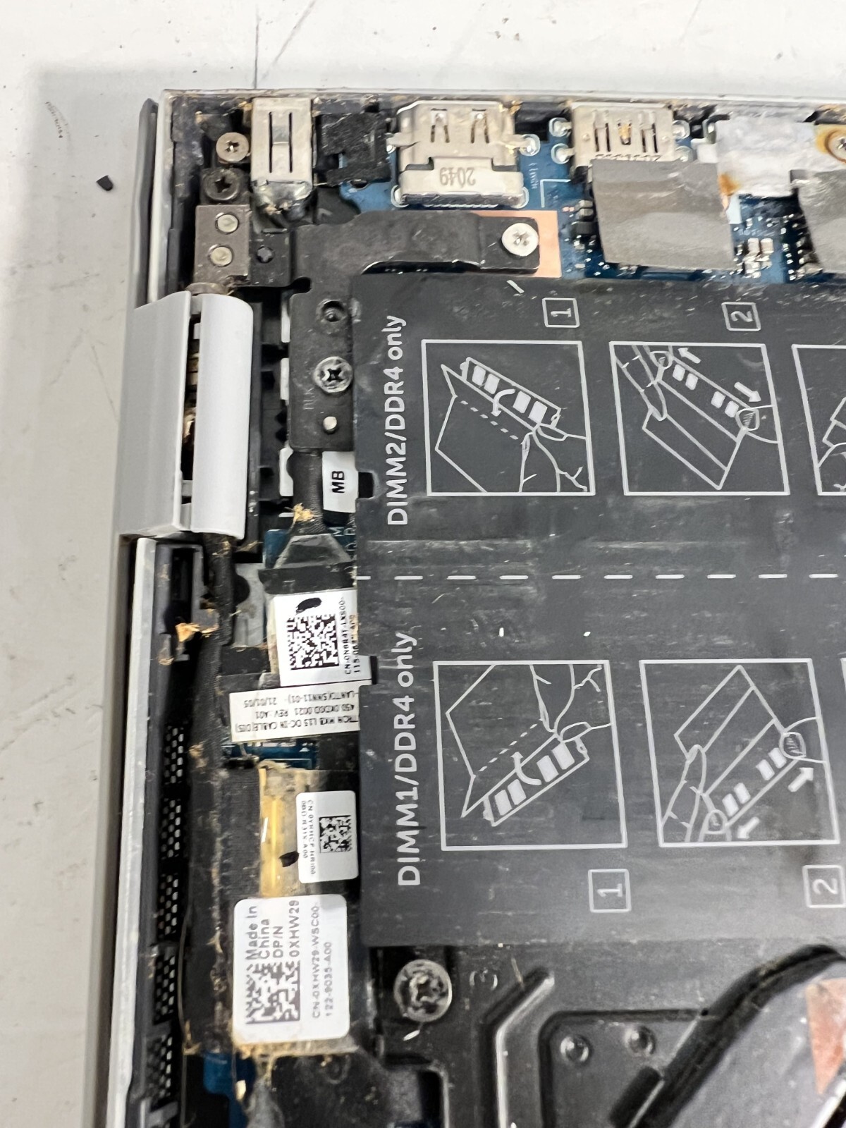 Dell Inspiron 15 5000 5502 i5-1135G7 8GB RAM No Ssd / Os/Adapter Parts Only READ