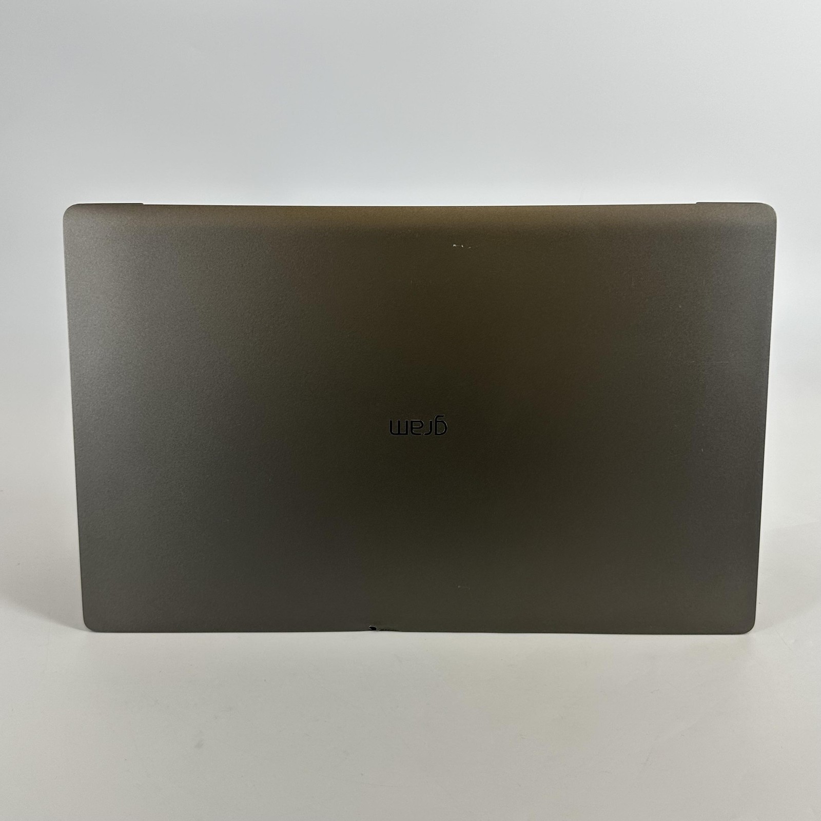 LG Gram 15 Gray FHD i5-1135G7 2.40GHz 16GB RAM 512GB SSD Split Frame