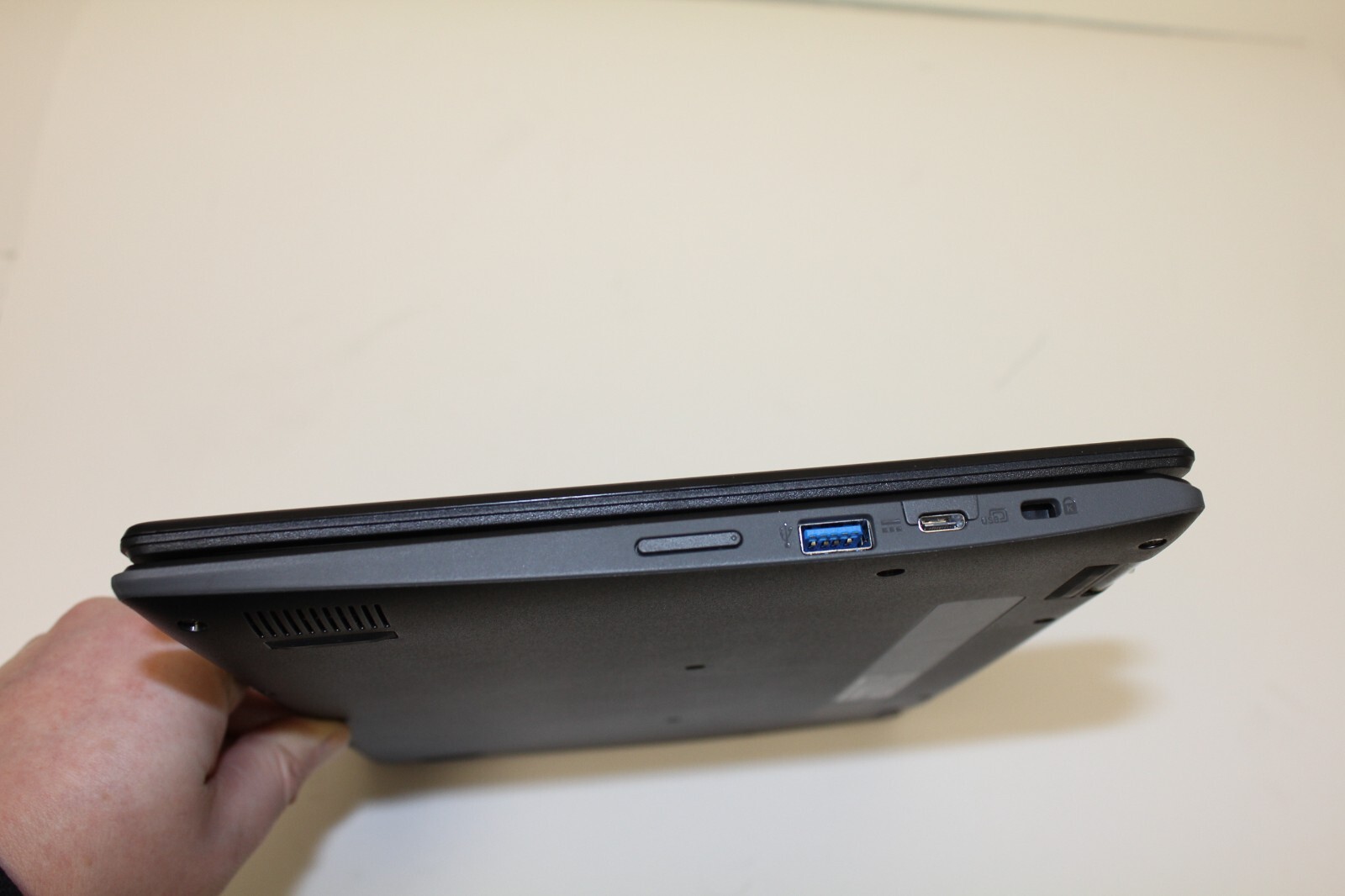 Chromebook Spin 511 R752T-C3M5 (N4020 1.10GHz,32GB, 4GB) (NO BATTERY)