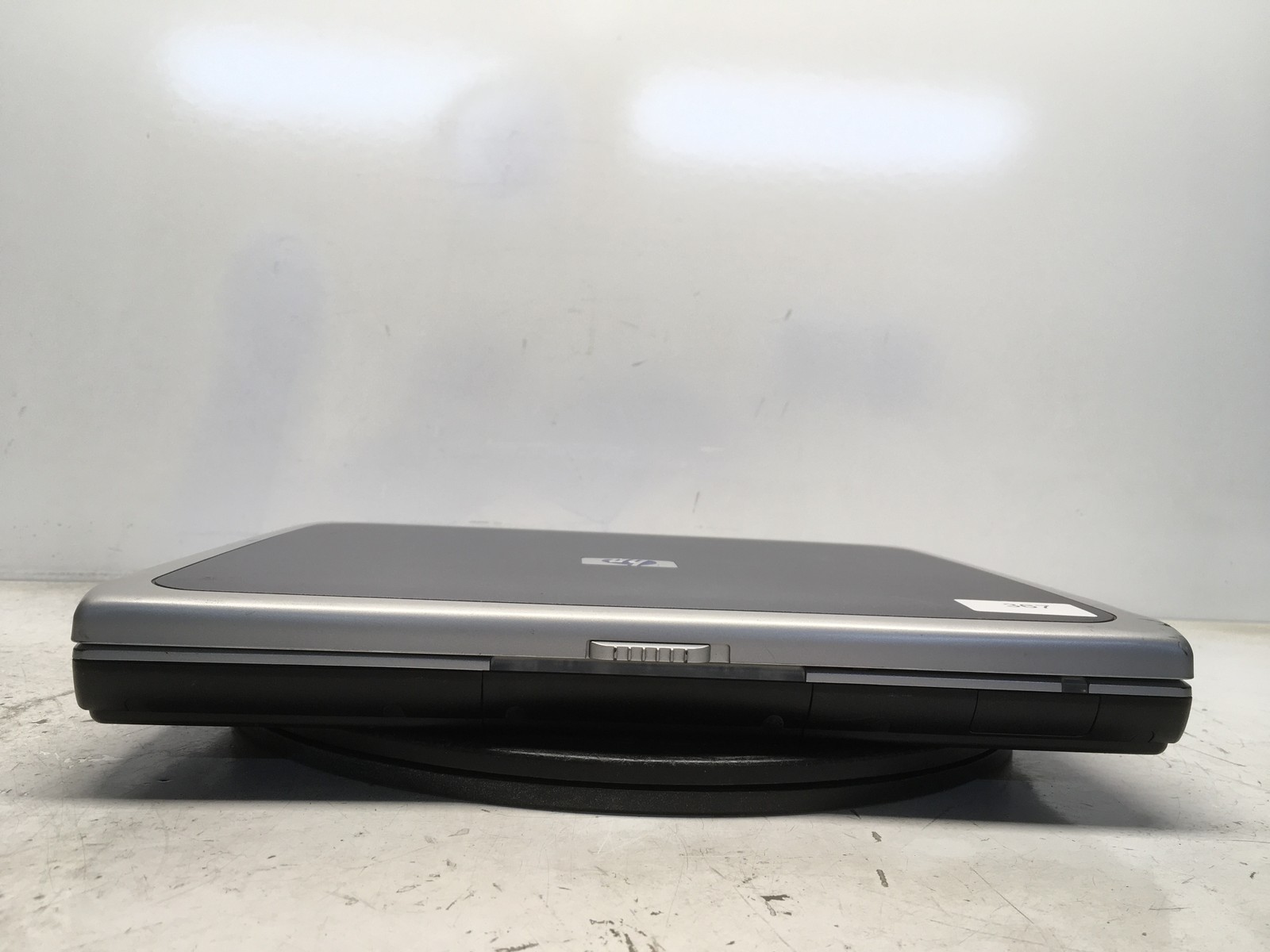 HP Pavilion ZE4315US AMD Athlon XP 1800+ 1.53GHz No RAM NO HDD No Batt