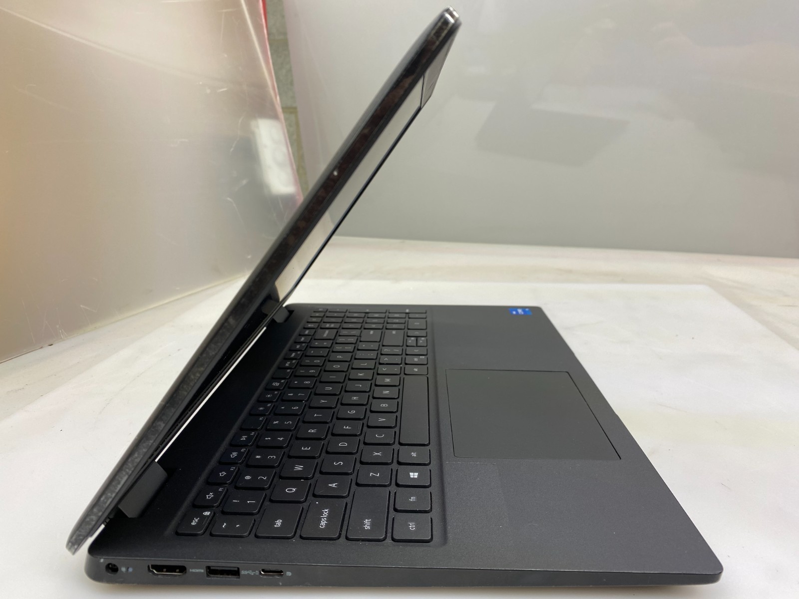 DELL LATITUDE 3520 i5-1135G7@2.40GHz 8GB RAM 512GB SSD NVMe W11P