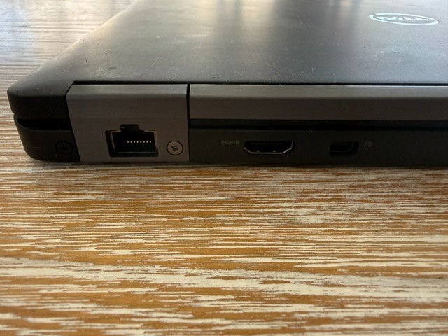 Dell Latitude E7470 14″ (256GB SSD, Intel Core i7-6650U, 2.2GHz, 16GB RAM)…