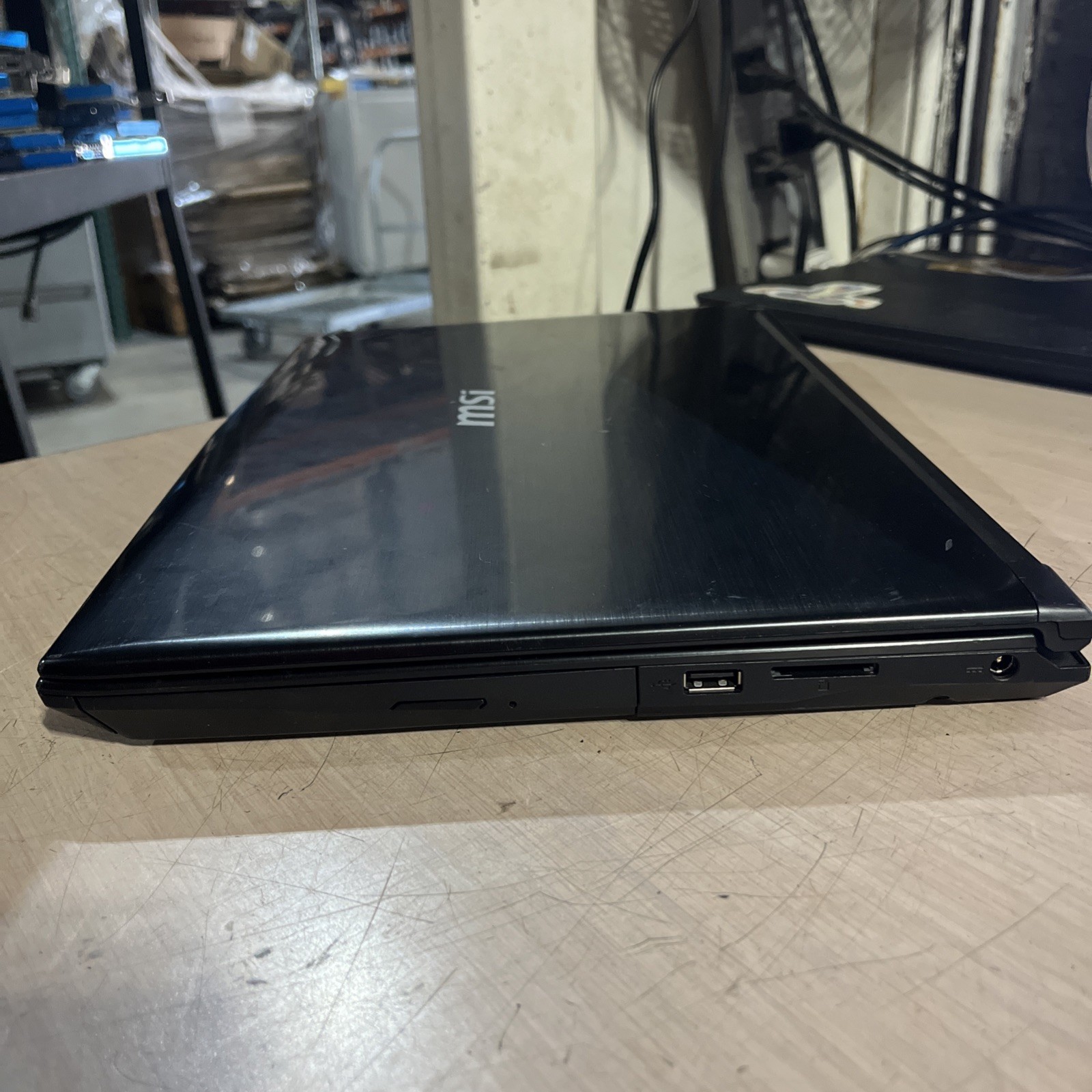 MSI CX62 7QL INTEL CORE I5 7TH GEN 8GB RAM NO HD