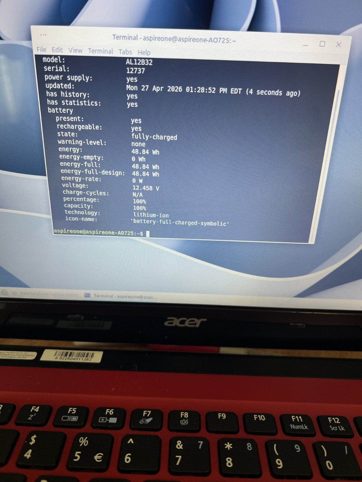 Refurbed Acer Aspire One AO725 NetBook mini laptop
