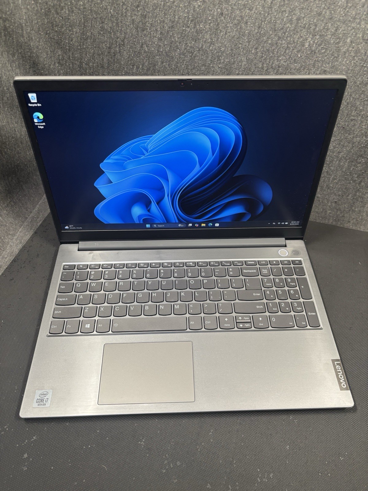 Lenovo ThinkBook 15-IML i7-10510u 1.80GHz 16GB RAM 256GB NVMe W11P J12213