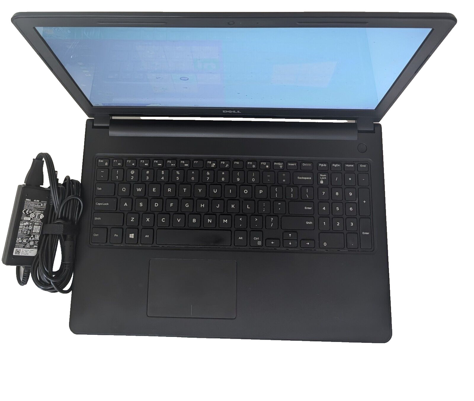 DELL INSPIRON 15-3567 CORE i3-7130U 500GB SSD 16GB RAM Win 10 DVD Laptop