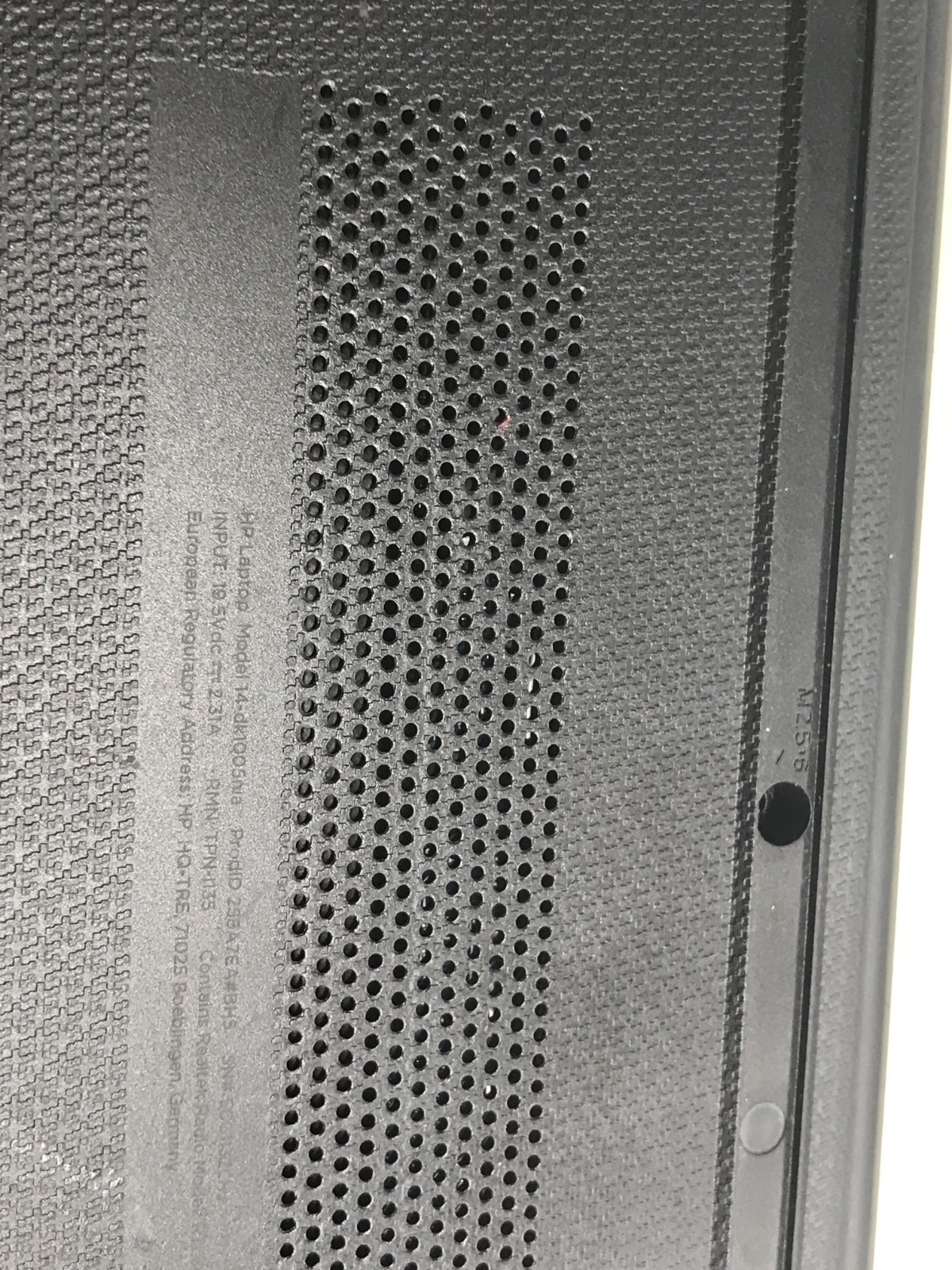 HP 14-DK1005NIA AMD ATHLON SILVER 3050U@2.30GHz 4GB RAM 128GB M.2 SSD W10P WAC