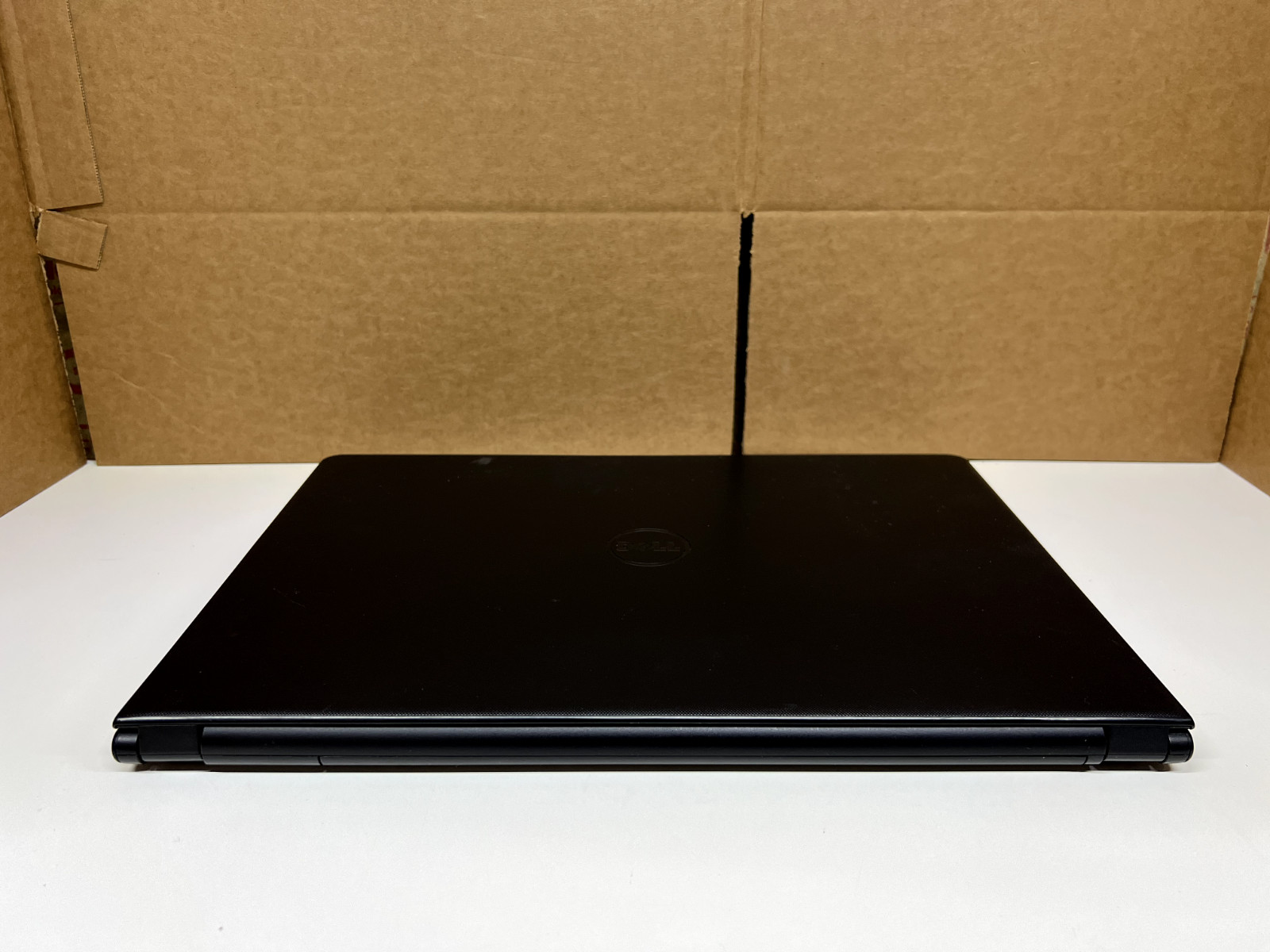 Dell Inspiron 3552 Laptop PC 465GB Hard Drive 4GB Memory Intel N3700 Win 10
