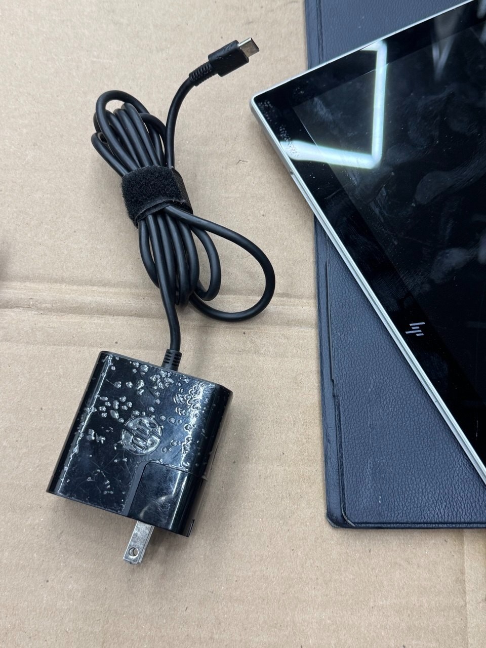 HP Envy x2 12-e0xx Snapdragon 835 4GB 128GB Touch Cracked Fast Shipping