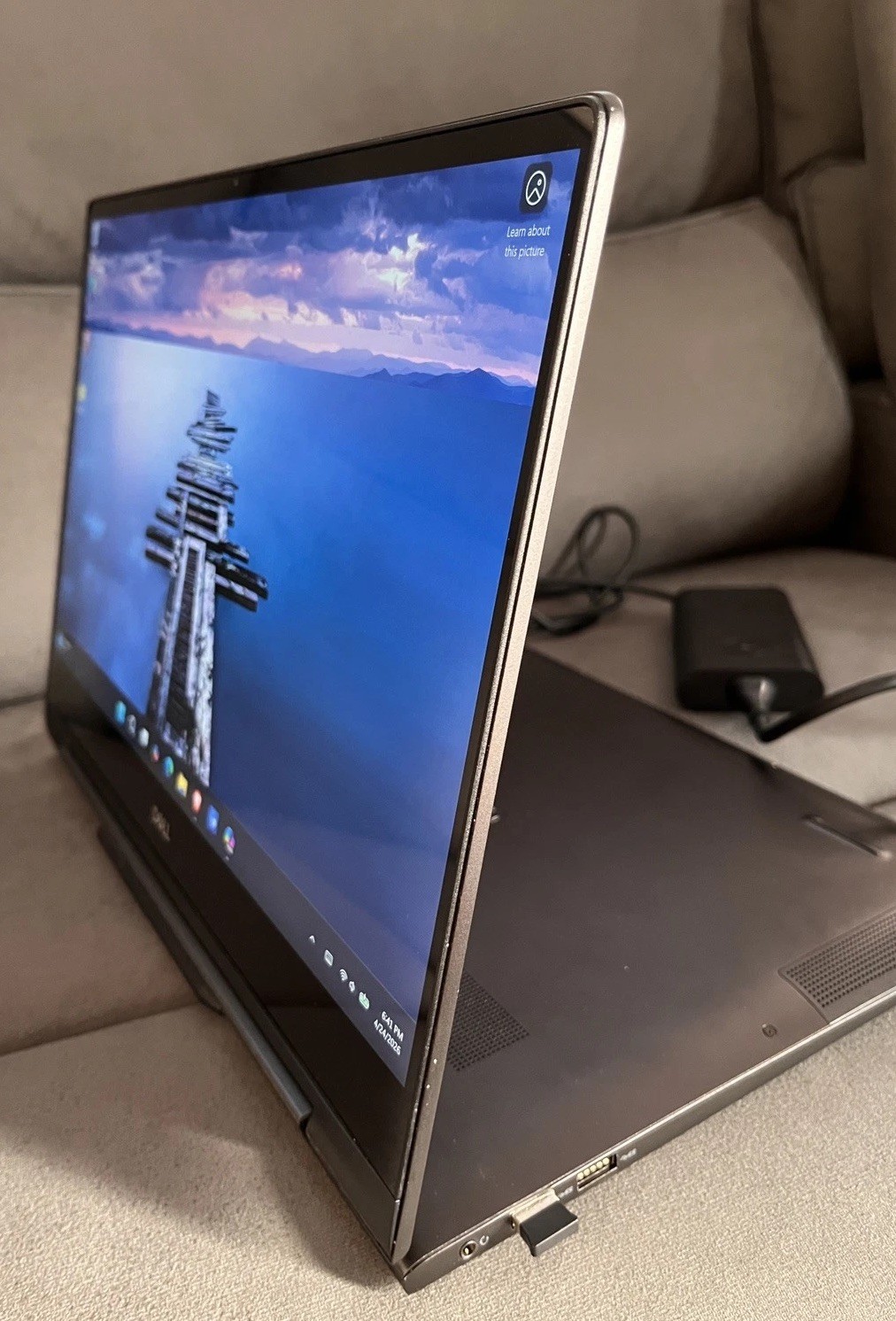 Dell Inspiron 7591 2in1 15.6 inch i7-10510U 4K Display TOUCH STYLUS 32Gb 512Gb