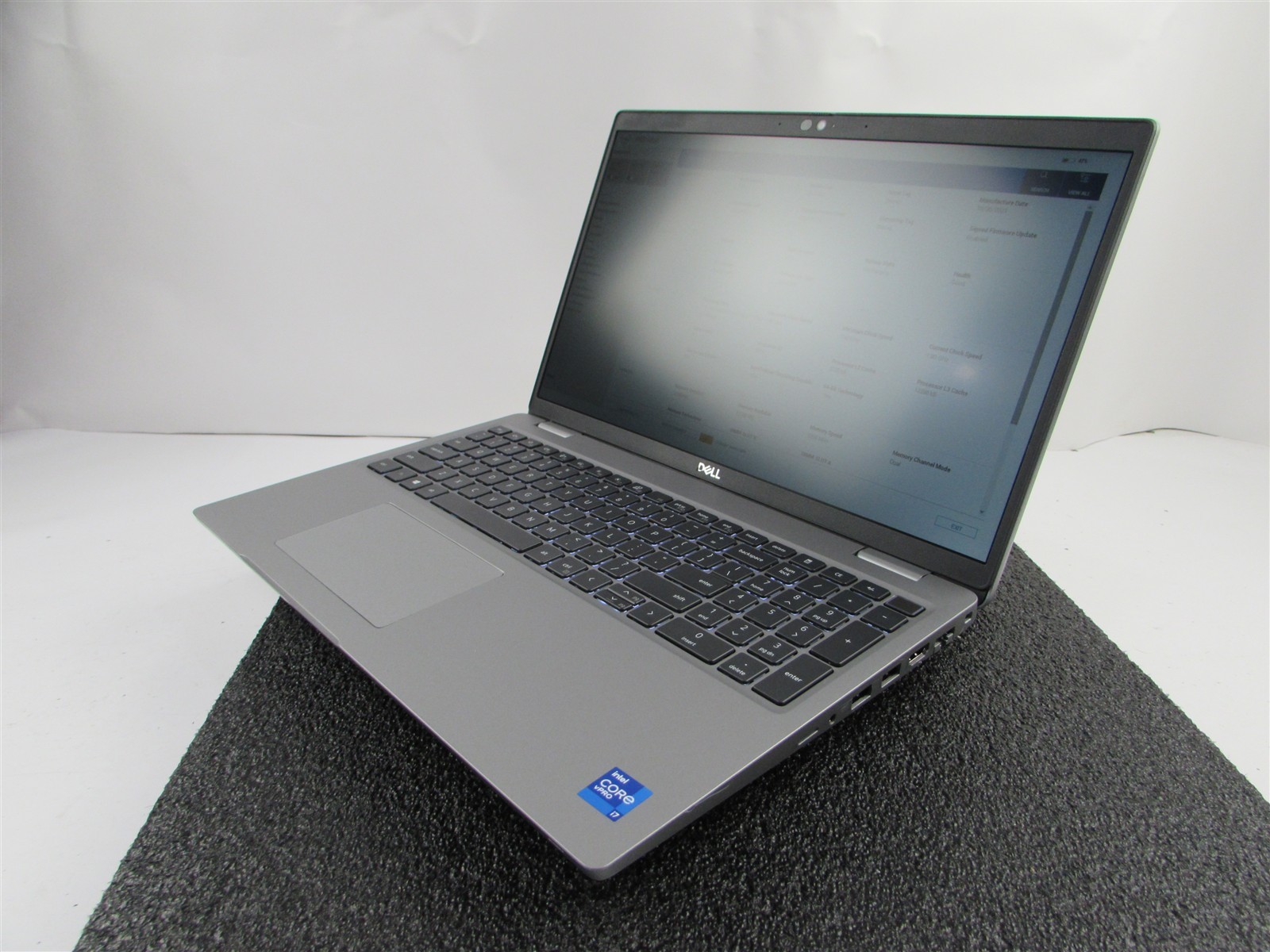 DELL LATITUDE 5520 1920X1080 FHD CORE I7-1185G7 NO SSD 4GB RAM NO O.S