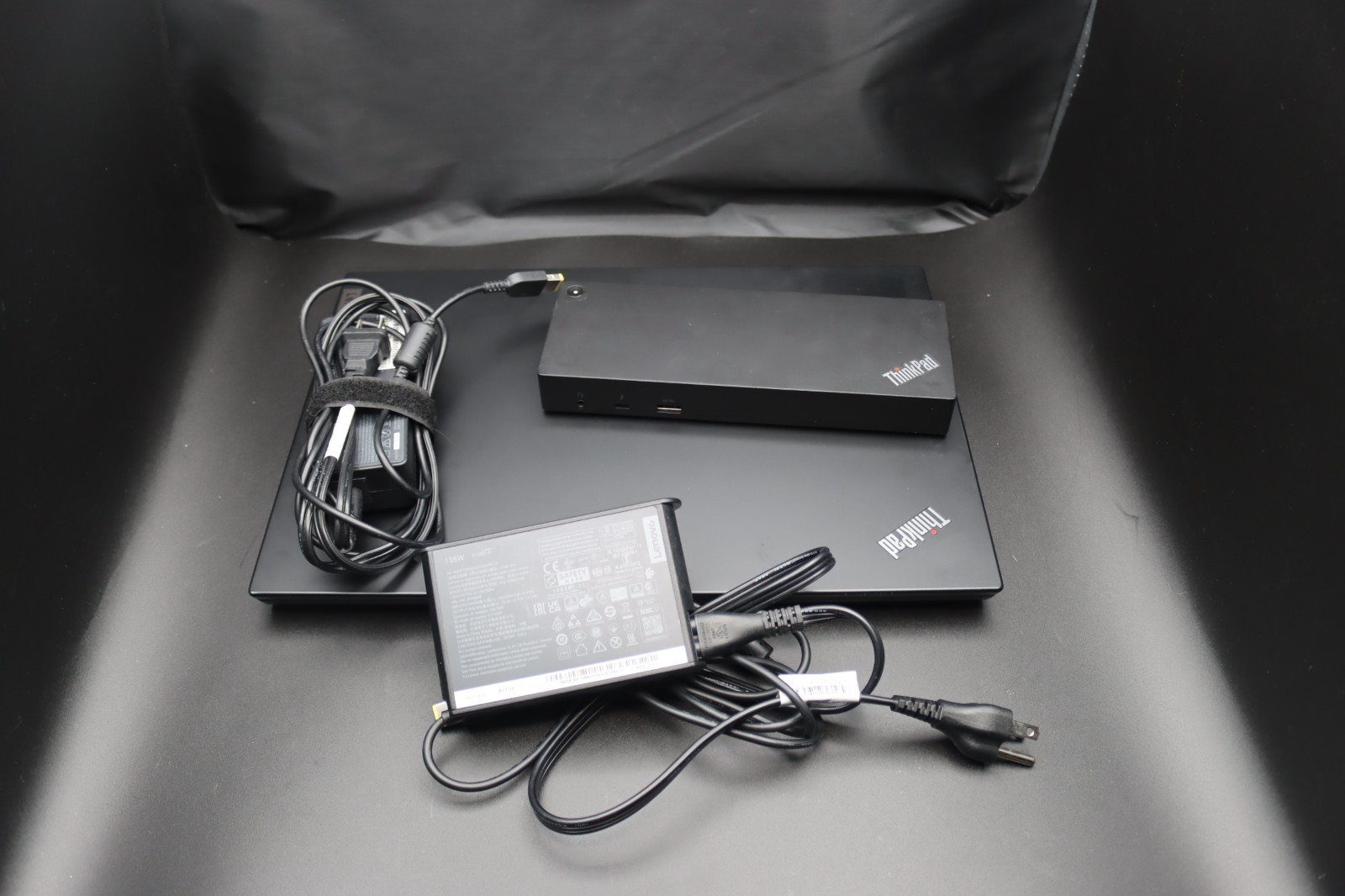 Lenovo ThinkPad P15v Gen 3 15.6″ i7-12700H 32GB Ram 500GB SSD NVIDIA T1200+Dock