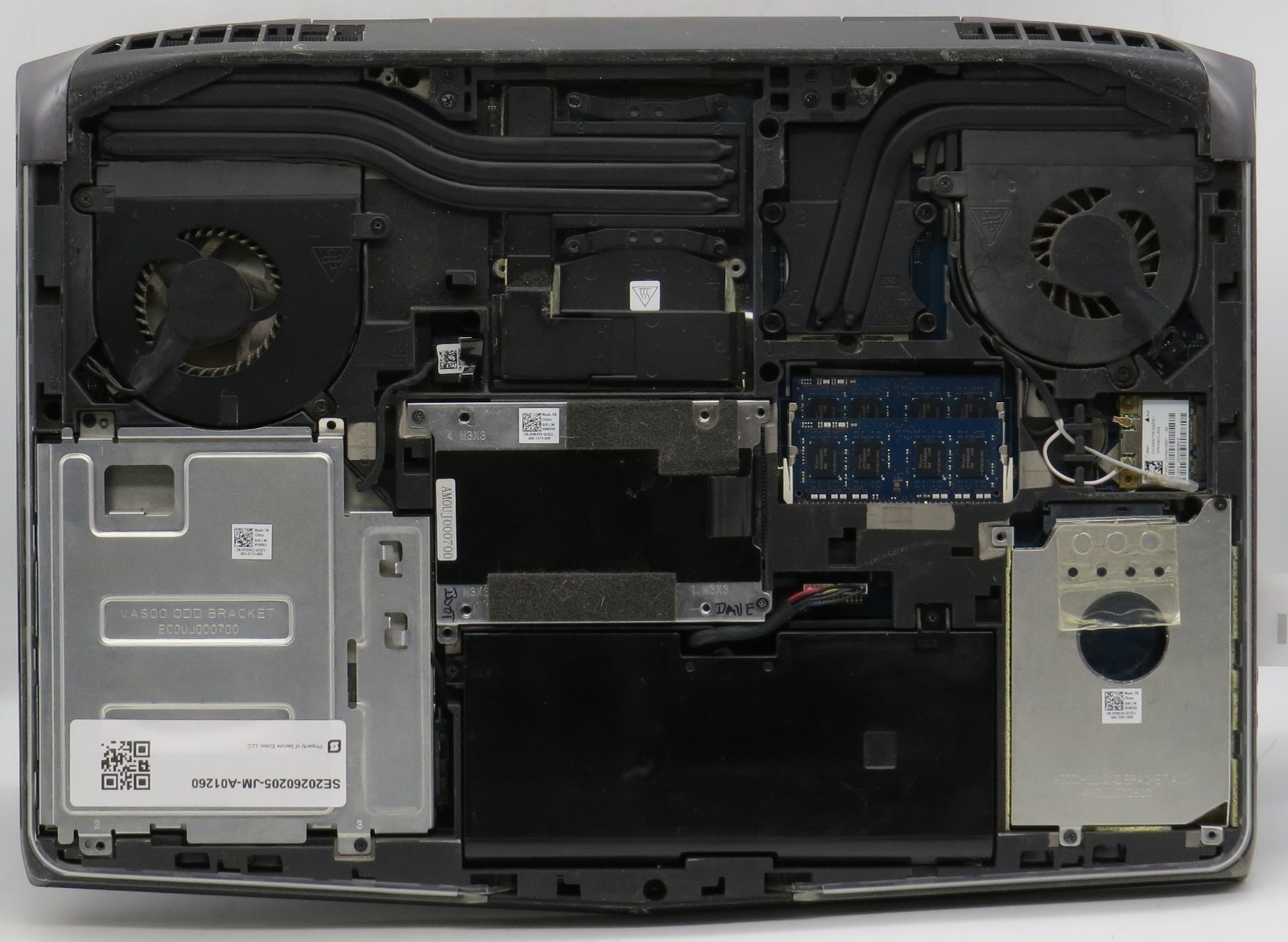 Alienware 17 R3 i7-4700MQ @ 2.4GHz 16GB RAM 256GB SSD No OS