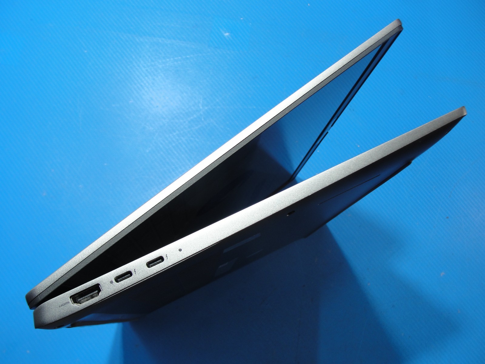 Dell Latitude 7640 16″WUXGA Core i5‑1345U 1.6GHz 16GB RAM 256GB SSD+Charger/vPRO