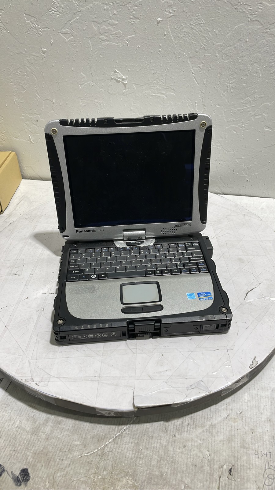 Panasonic ToughBook CF 19 Intel Core i5 CF 19A6UAX1M 10.4″ Laptop