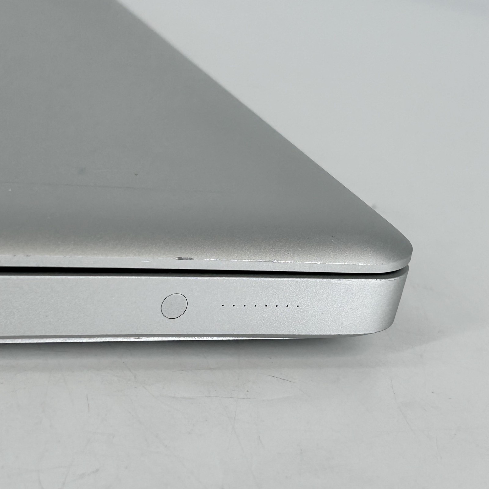 MacBook Pro 13 Mid 2012 Silver 2.5 GHz i5-3210M 4GB RAM 500GB HDD