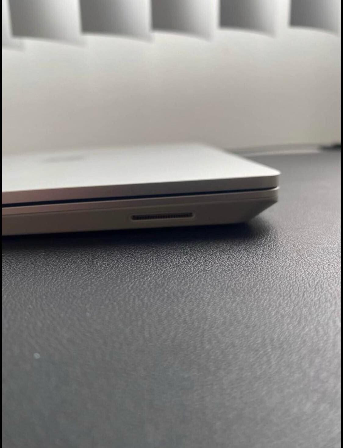 Microsoft Surface Laptop Go 12.4 inch (128GB, Intel Core i5 10th Gen., 1.00GHz,