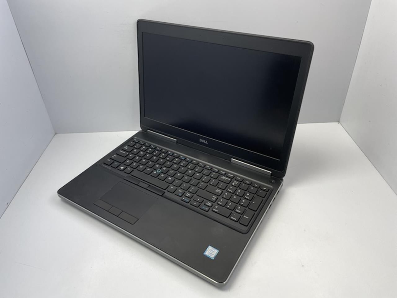 DELL PRECISION 7520 Laptop w/ INTEL CORE i7-7700HQ 2.80 GHZ + 32GB No HD/Battery