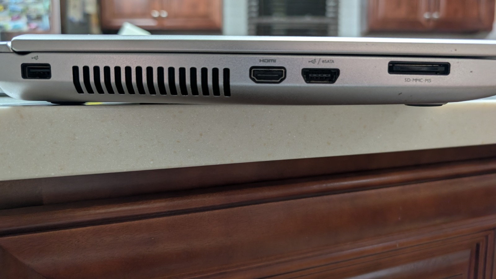 Dell Vostro 3550, I5-2450M 2.5GHz, 12GB RAM, 500GB HDD, Windows 10 Home Fast